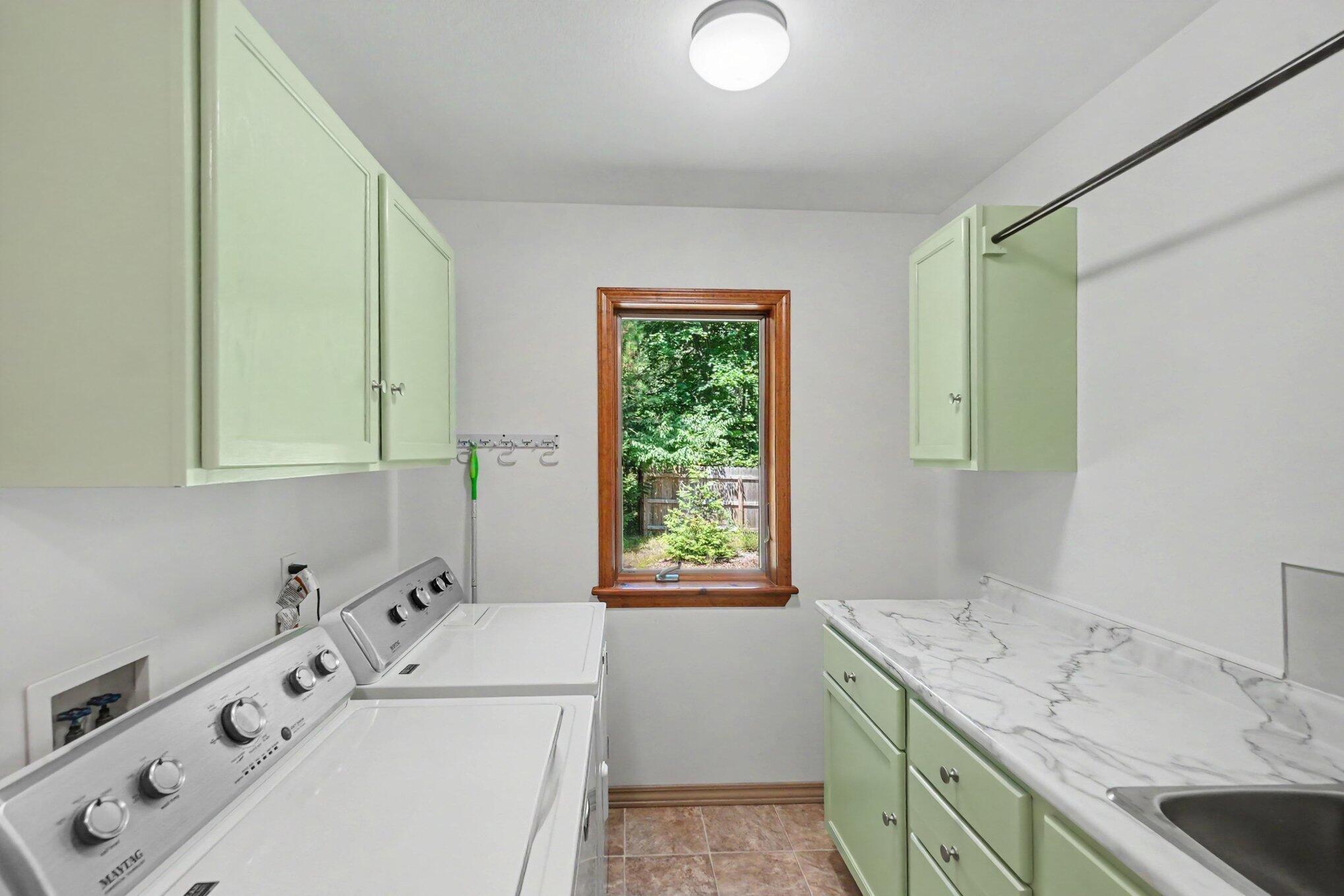 8270 Sheridan Street Property Photo 14