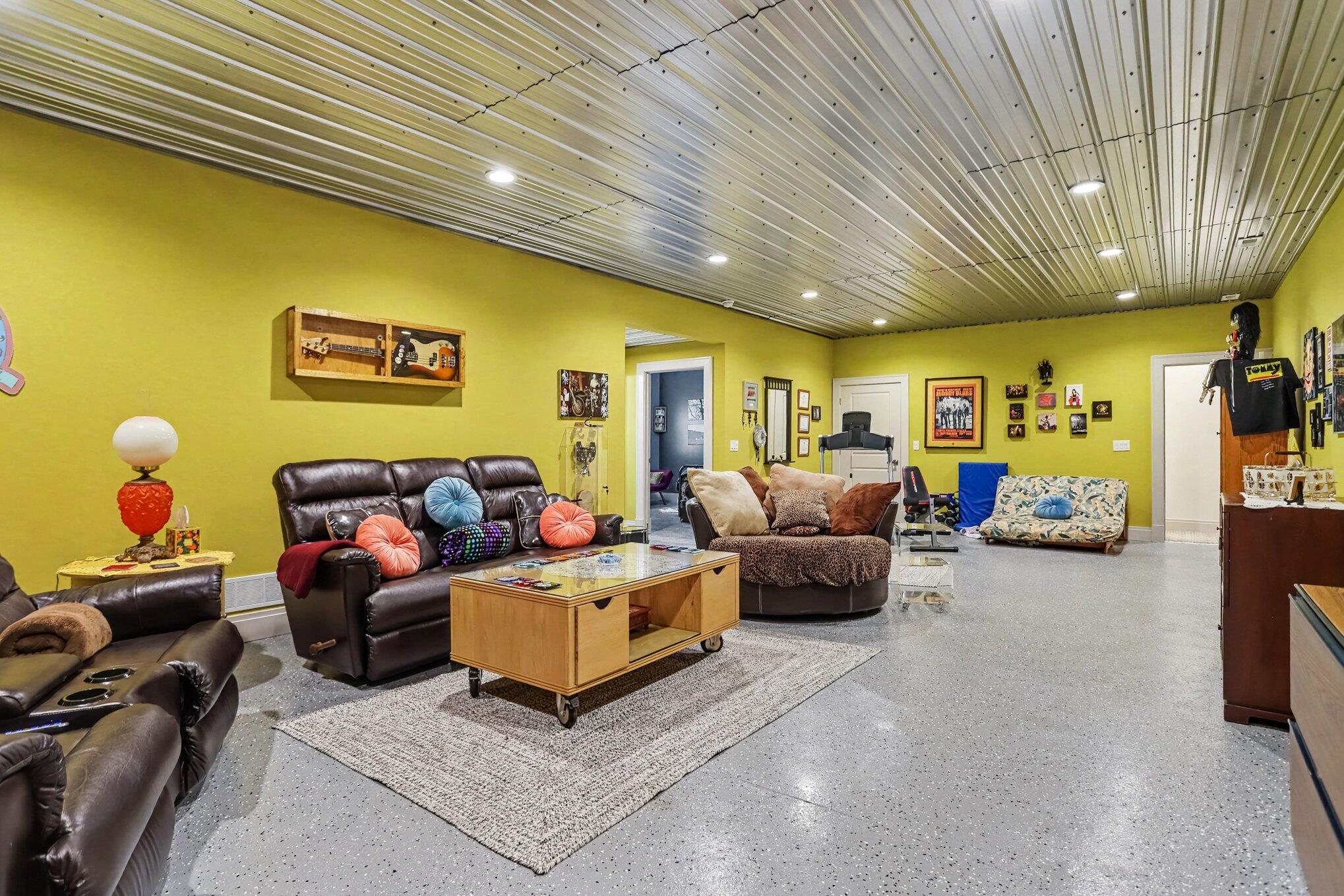 8241 Thimbleweed Trail Property Photo 20