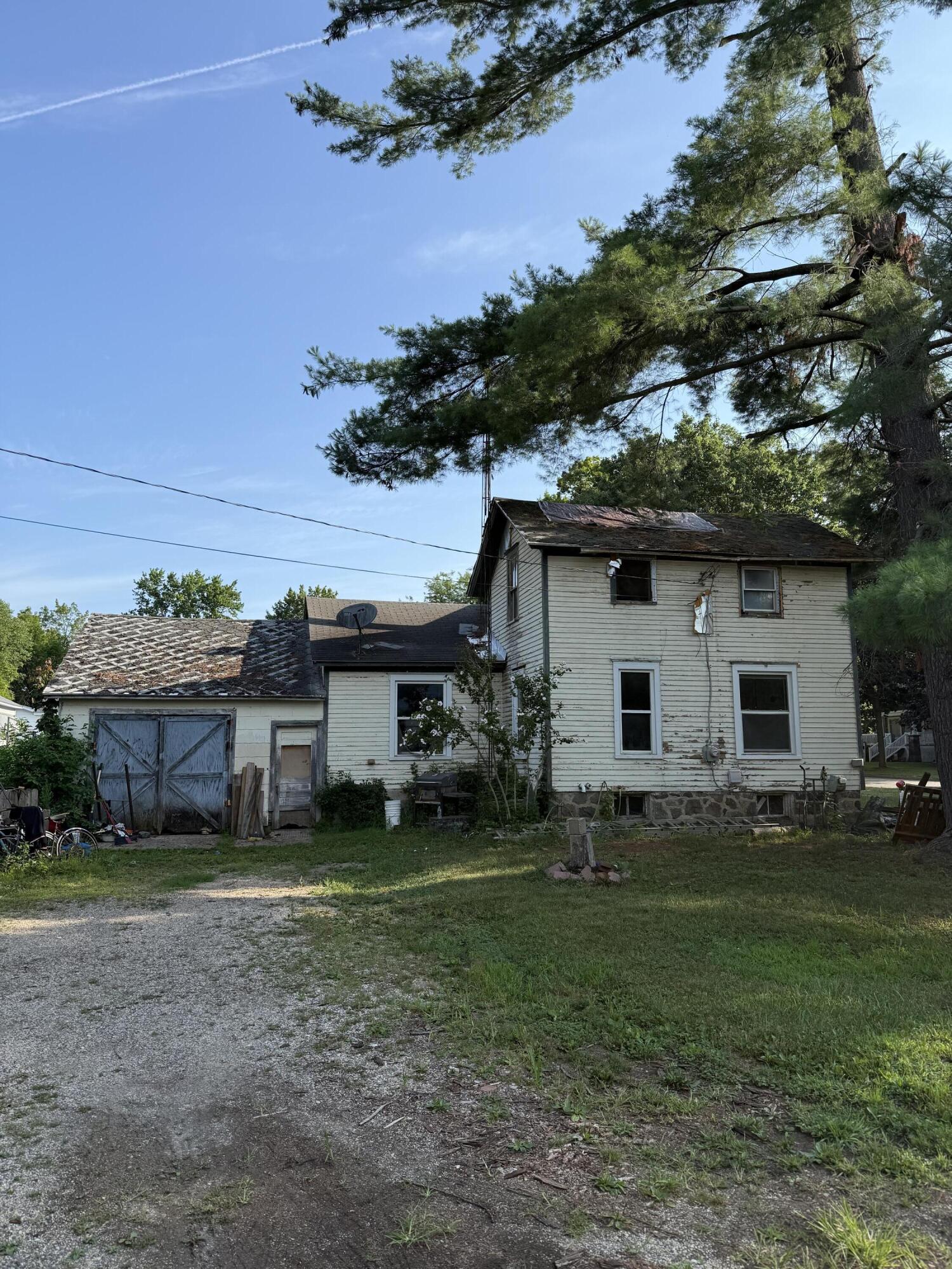 605 N Main Street Property Photo 1