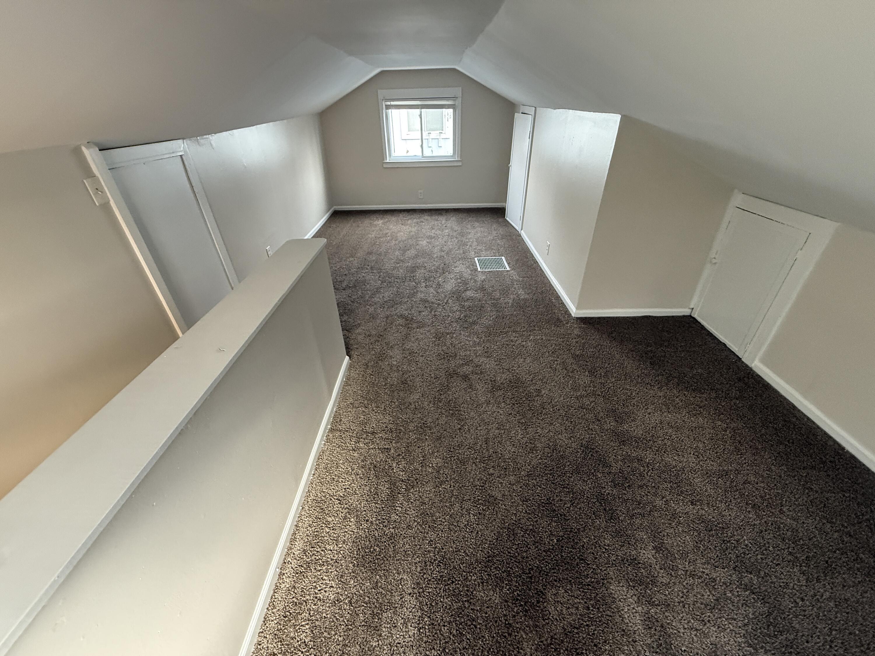 22765 Rosalind Avenue Property Photo 10