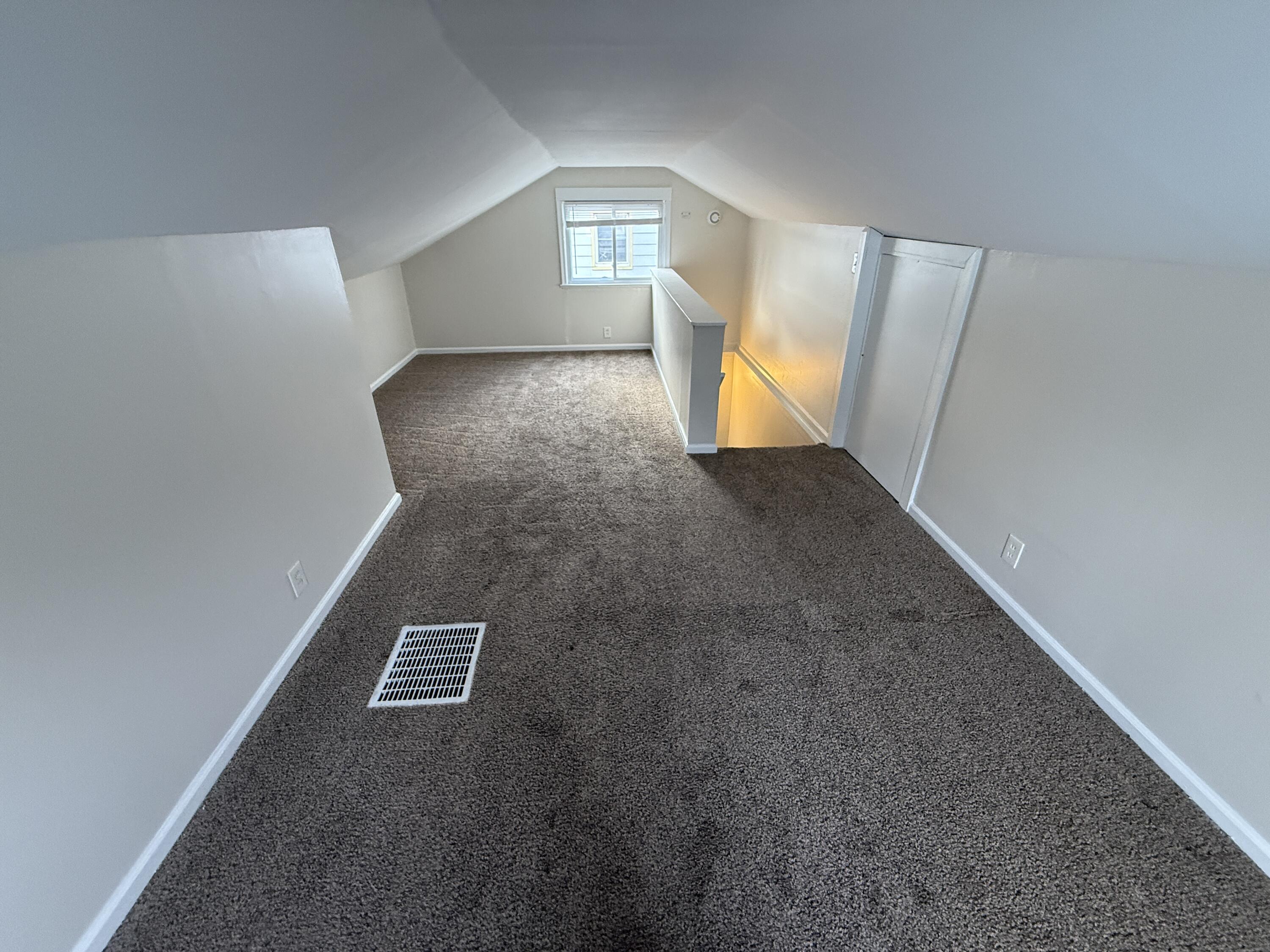 22765 Rosalind Avenue Property Photo 11