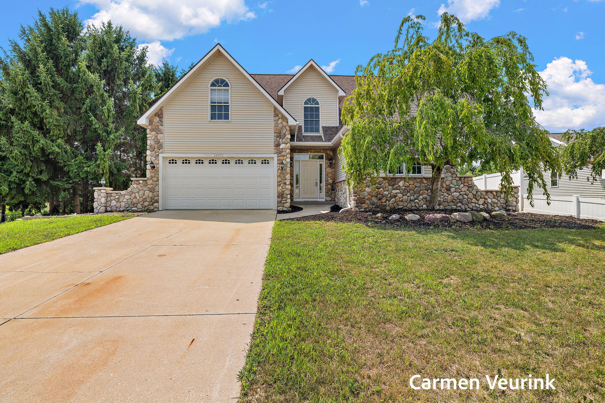 10971 Lance Avenue Property Photo 2