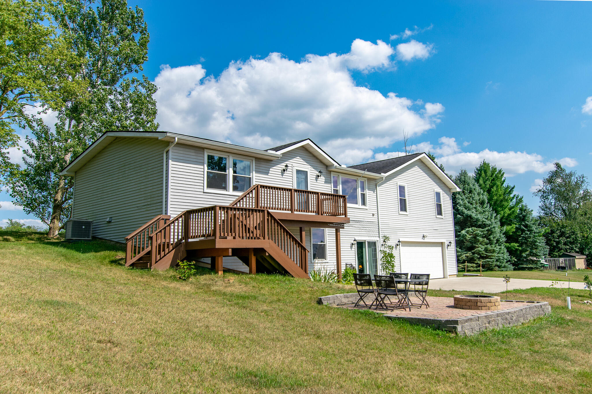13396 Miracle Drive Property Photo 3
