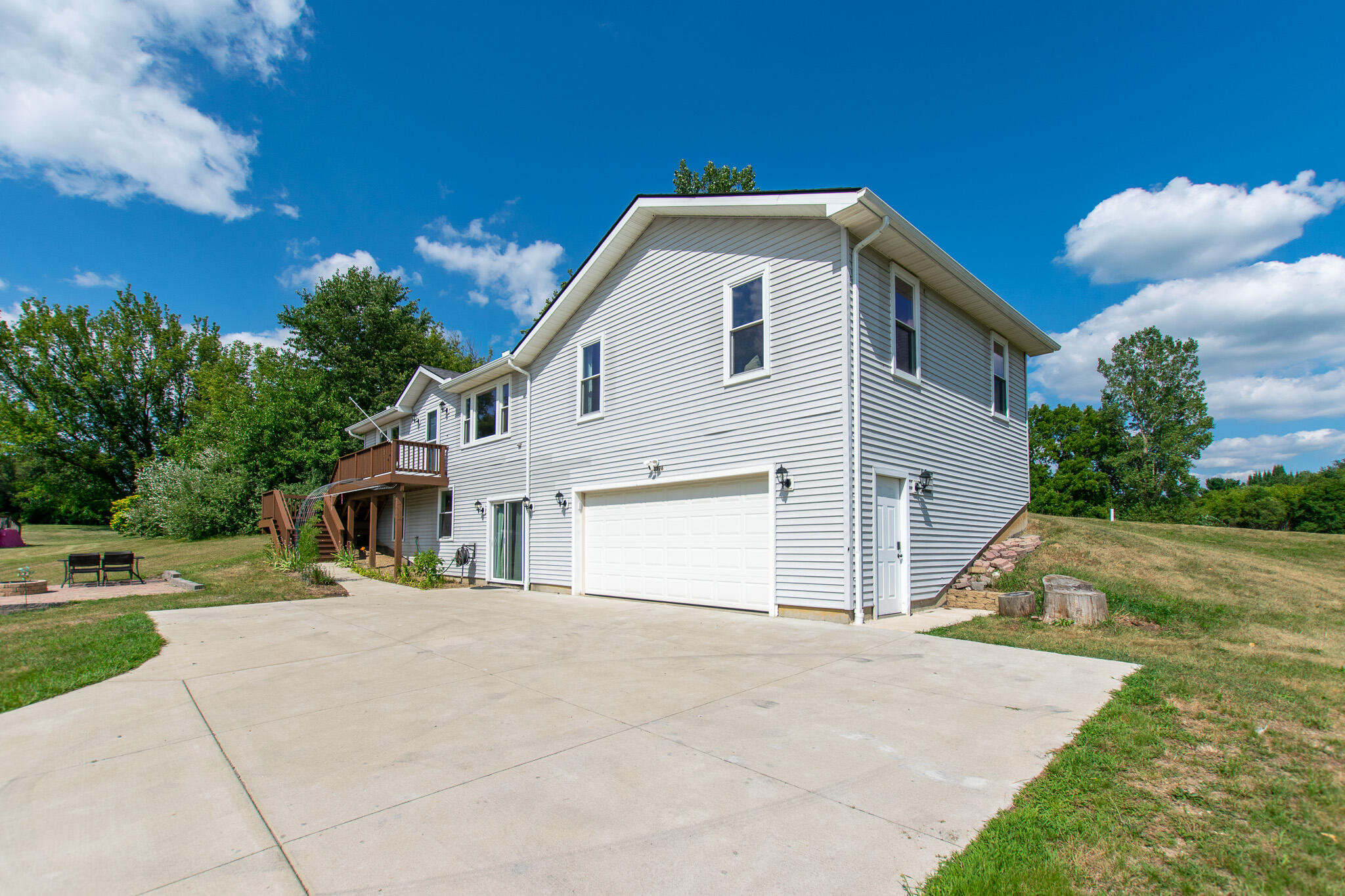 13396 Miracle Drive Property Photo 5