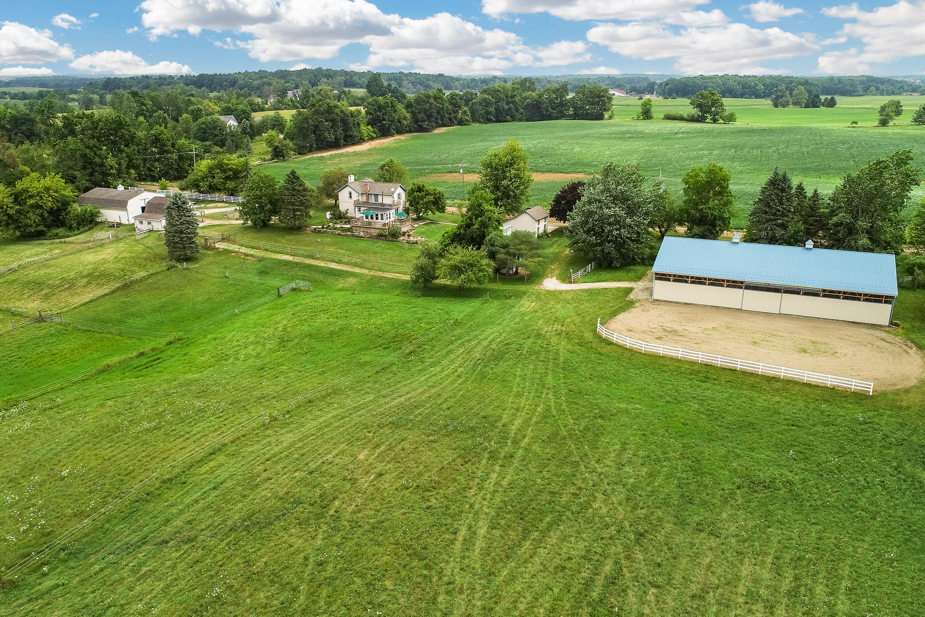 7310 Steinbach Road Property Photo 1