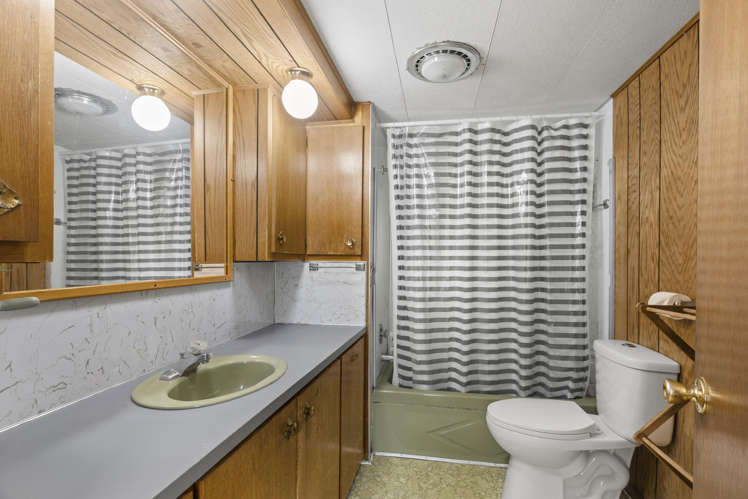 15357 Homestead Road Property Photo 13