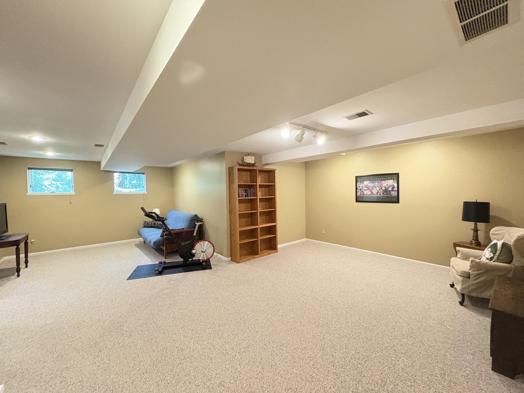 7708 Hunters Pointe Property Photo 92