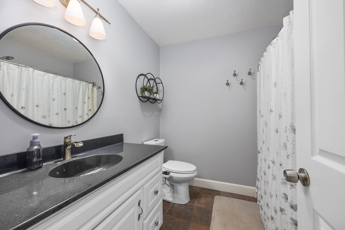 1126 N Vista Lane Property Photo 19