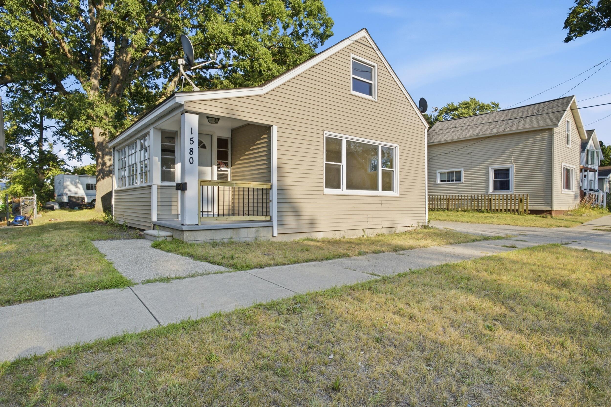 1580 Beidler Street Property Photo 1