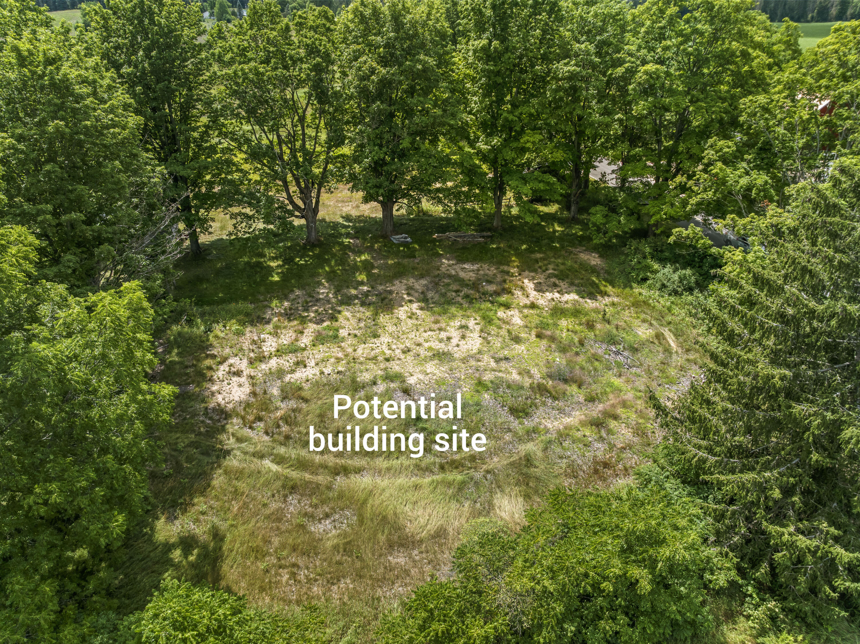 16743 Marilla Road Property Photo 4