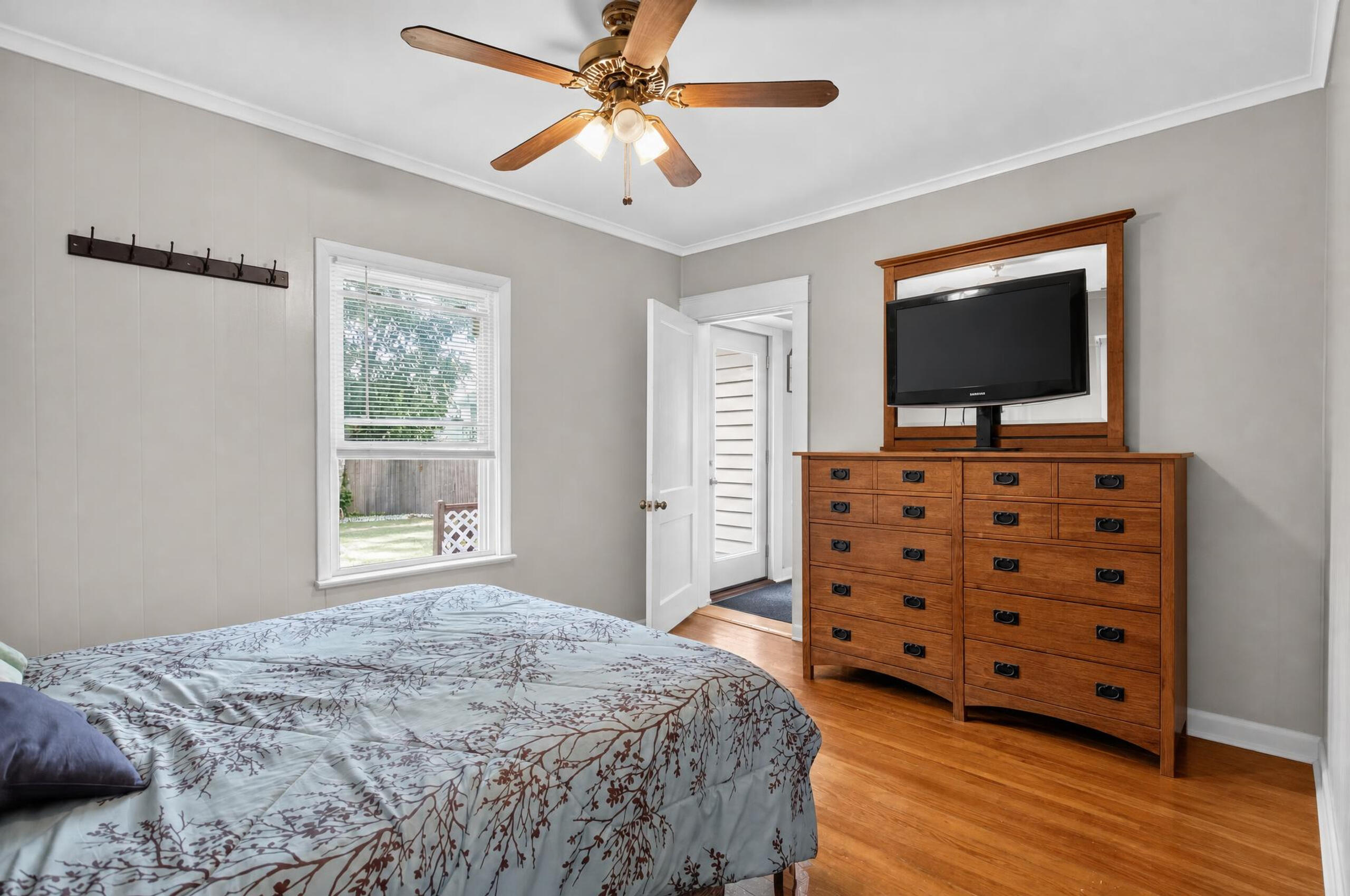 302 Cass Avenue Property Photo 25
