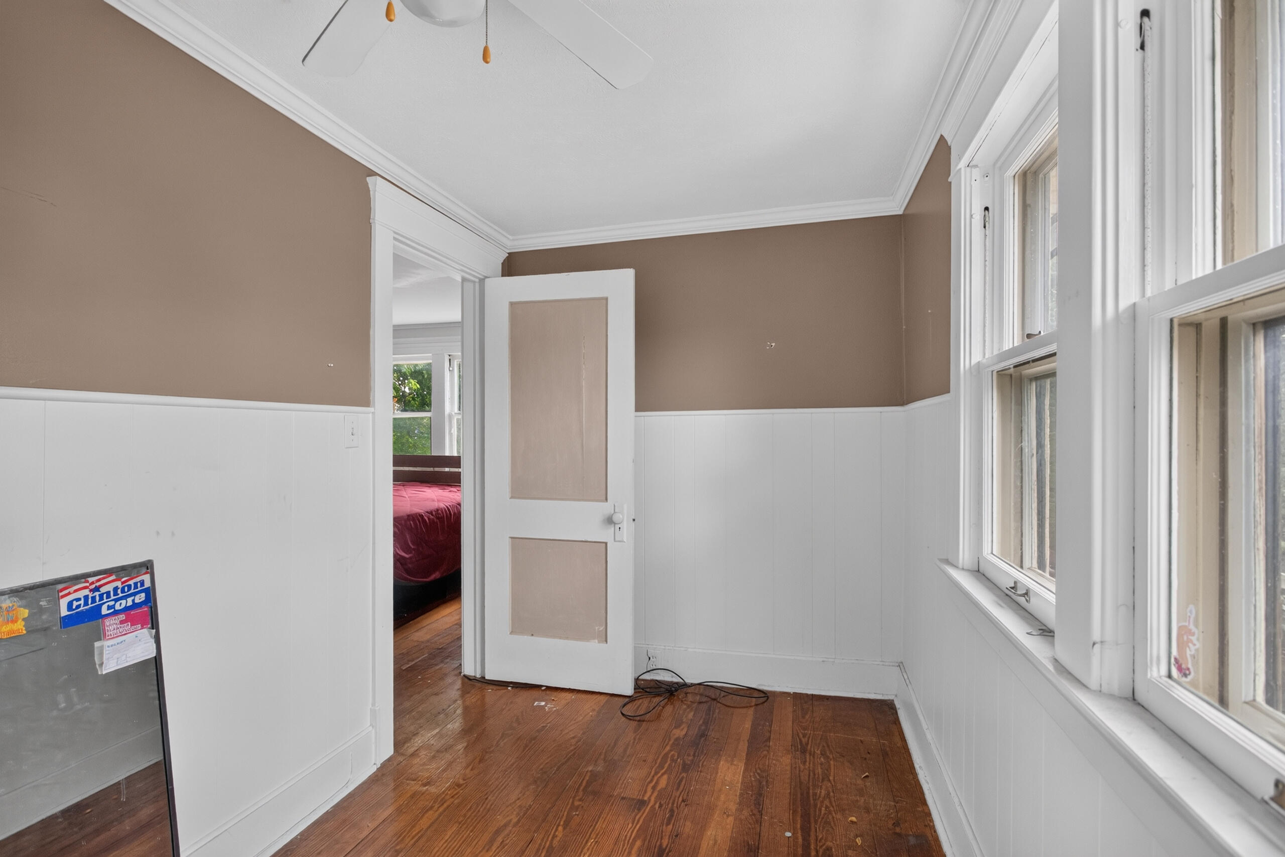 302 Cass Avenue Property Photo 34