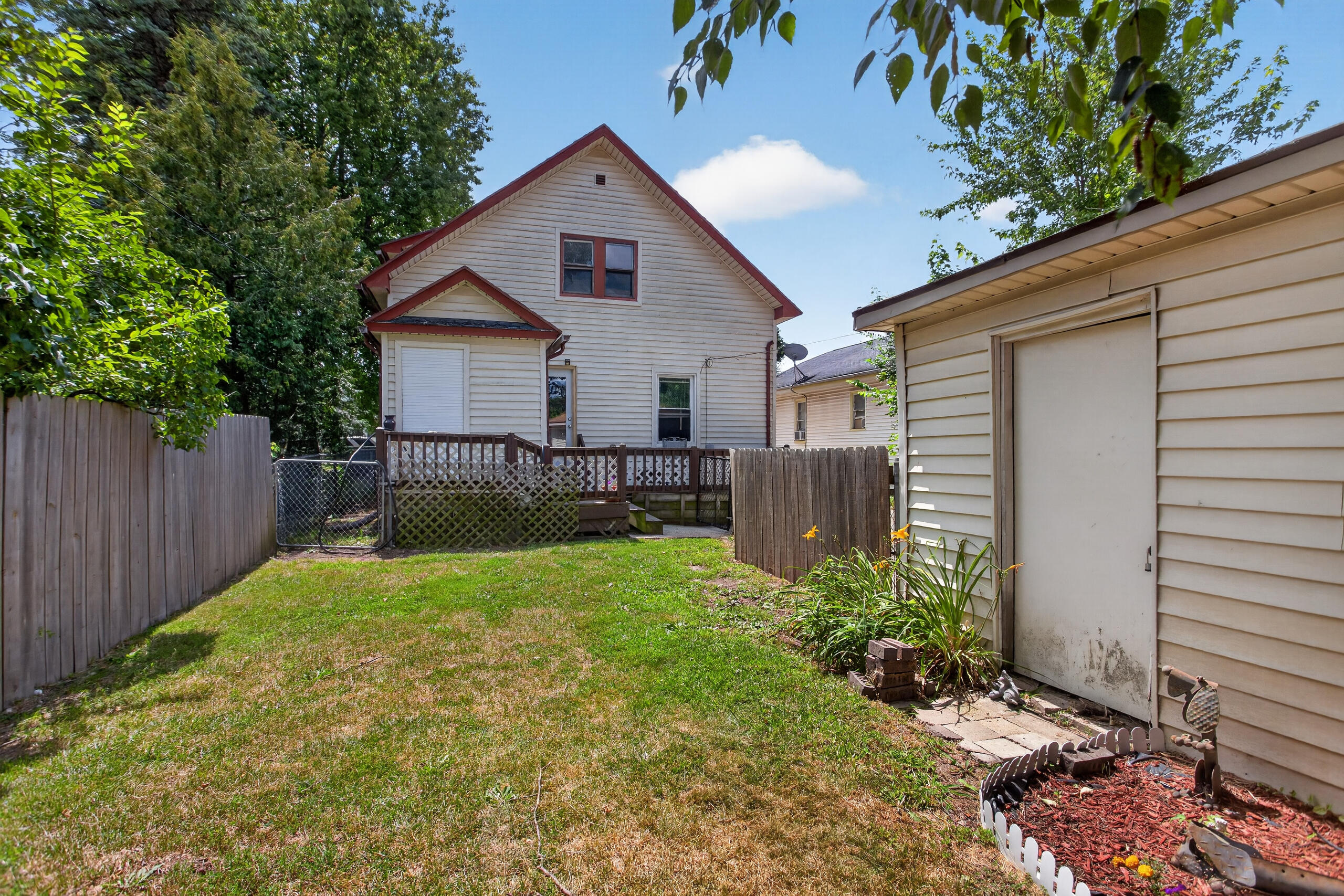 302 Cass Avenue Property Photo 44