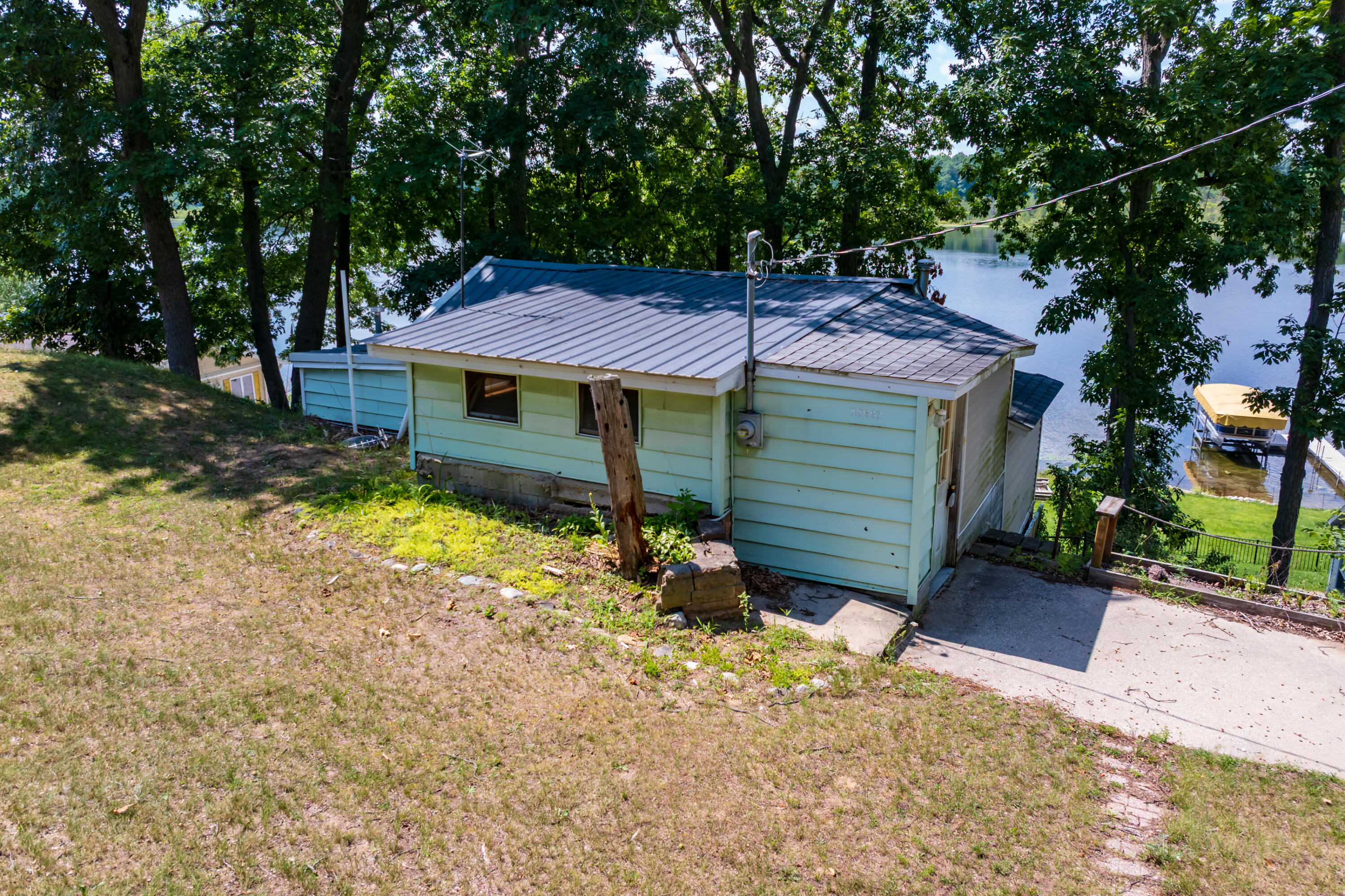 13667 Carefree Drive Property Photo 1