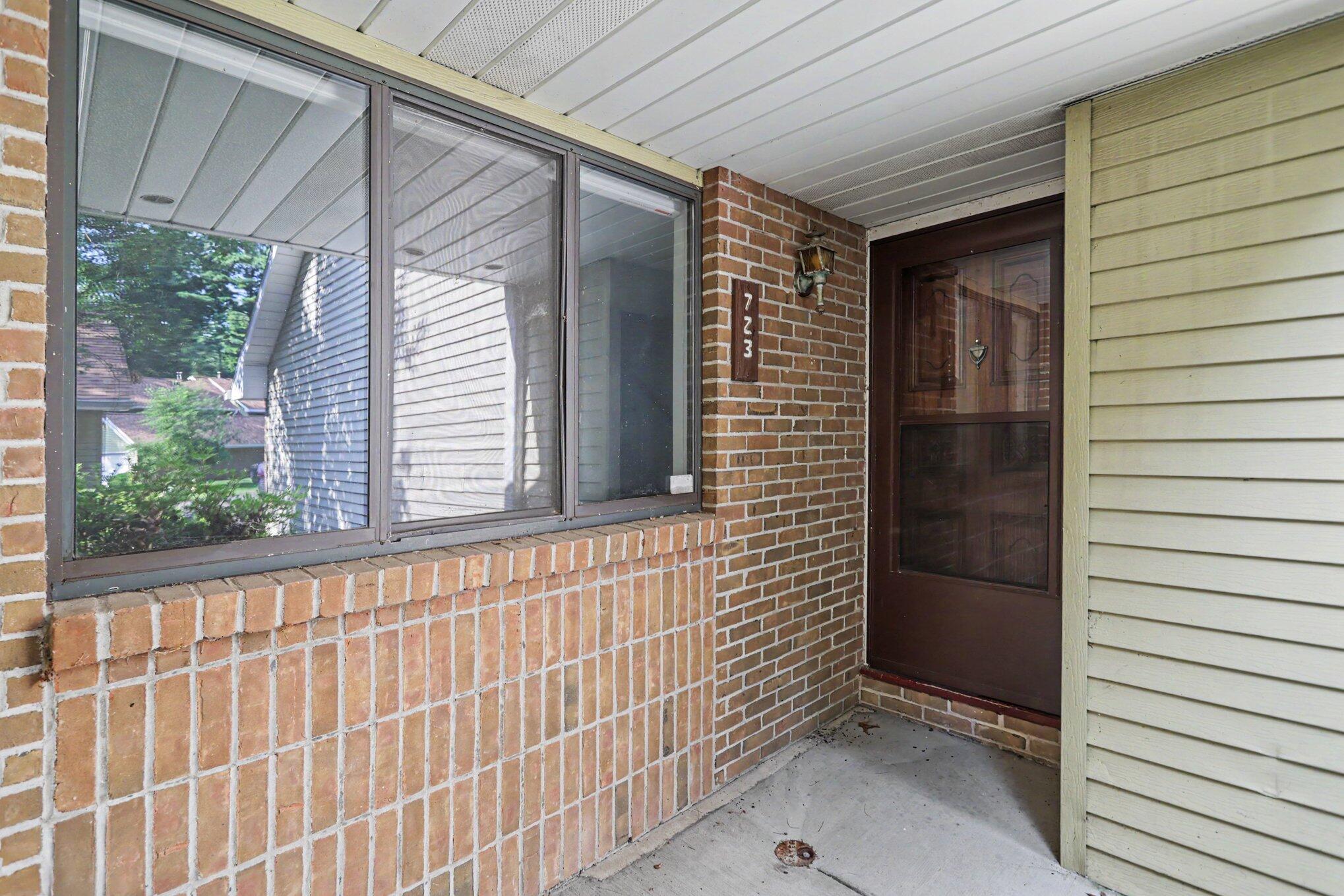 723 Charlemagne Boulevard Property Photo 2