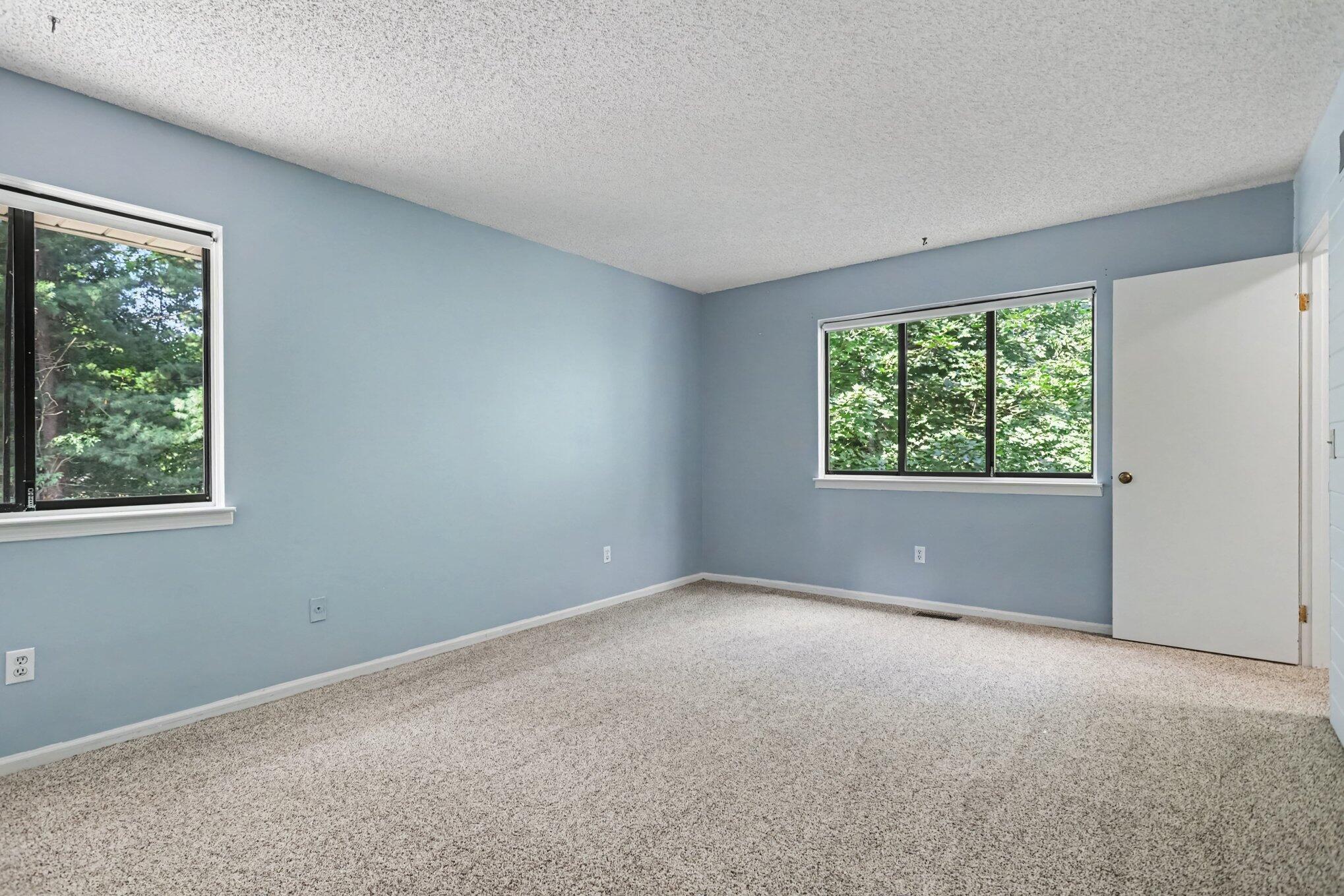 723 Charlemagne Boulevard Property Photo 10