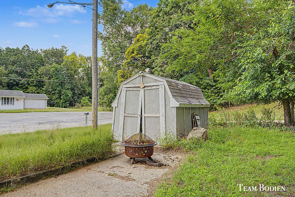 357 Mabel Street Nw Property Photo 5