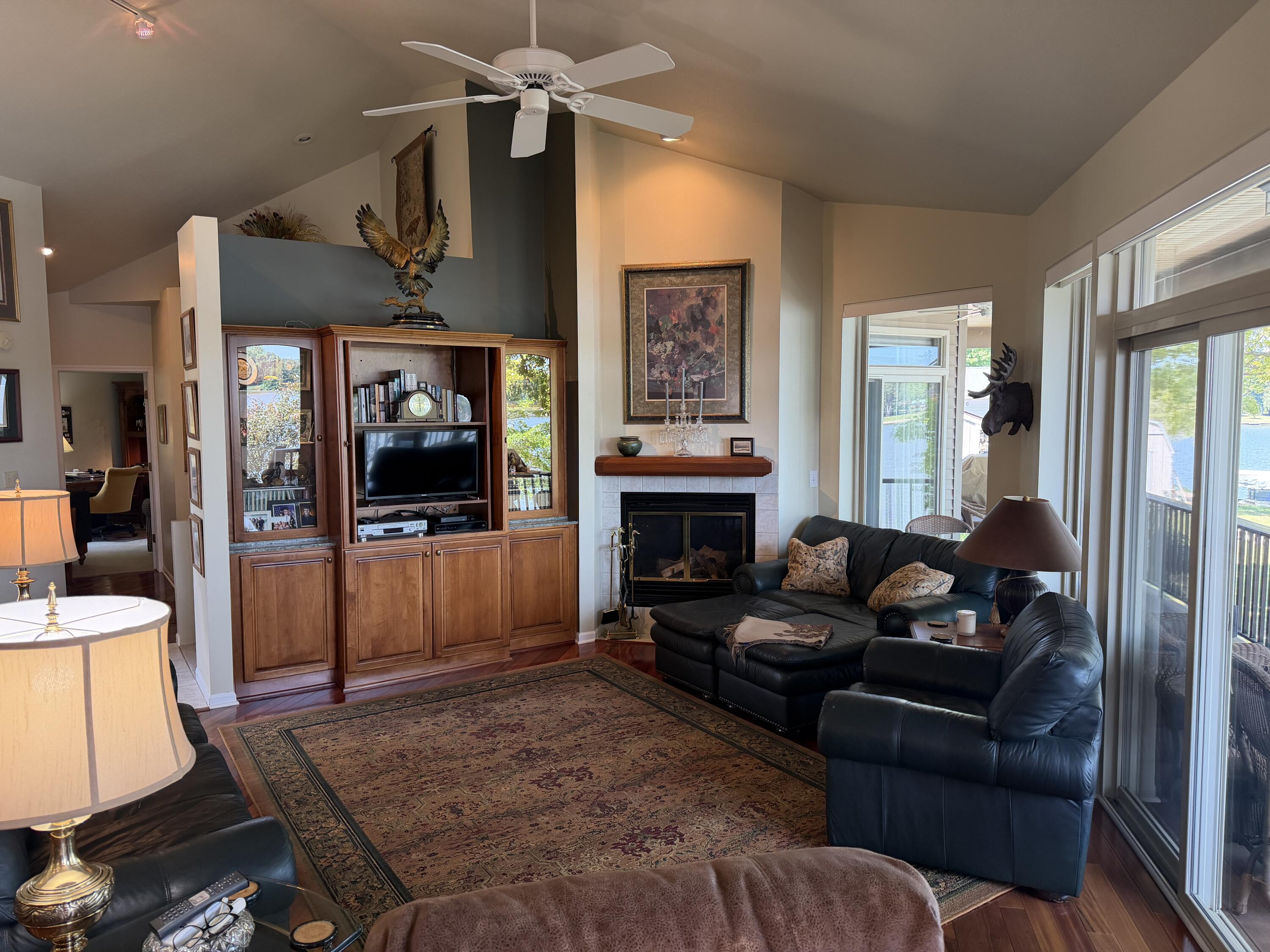 4240 Dawn Drive Property Photo 11
