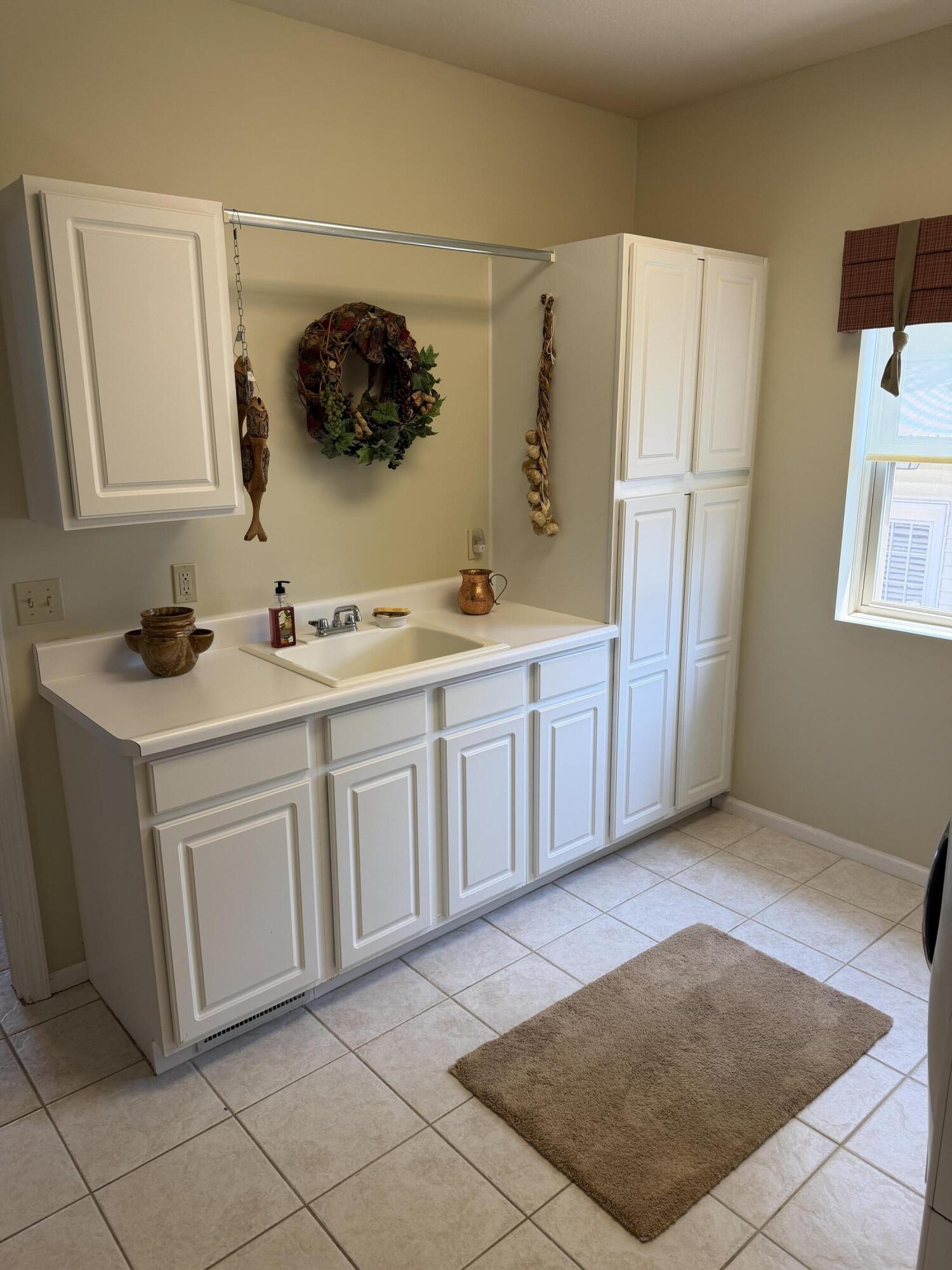 4240 Dawn Drive Property Photo 18