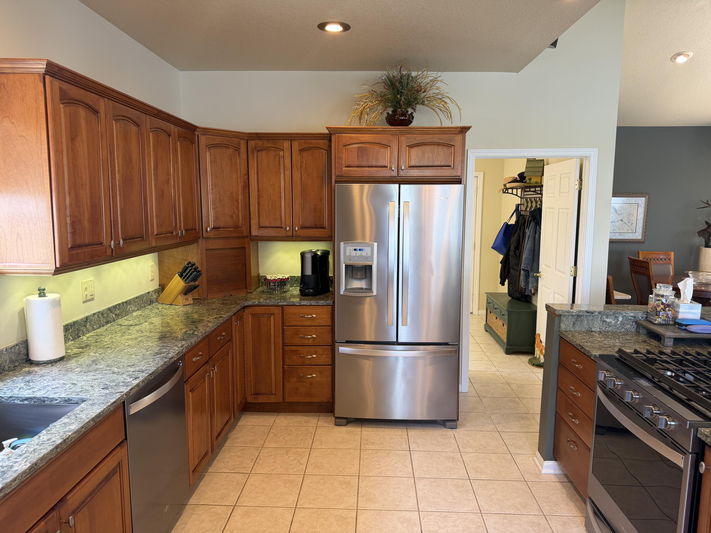 4240 Dawn Drive Property Photo 19