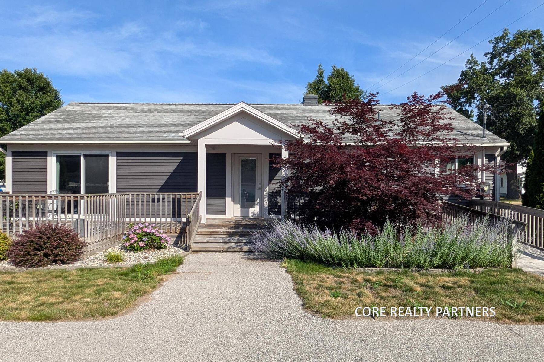 1921 Ruddiman Drive Property Photo 1