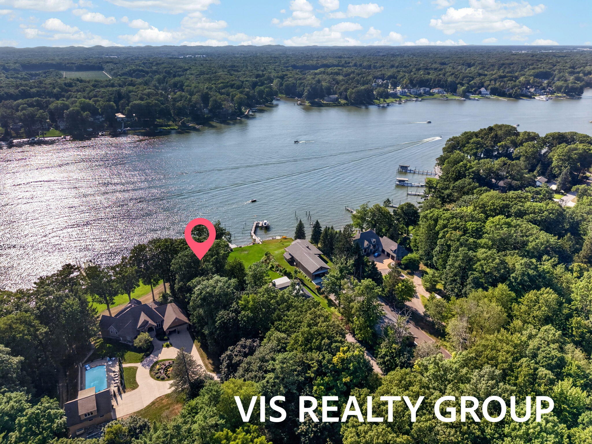 18295 N Fruitport Road Property Photo 1