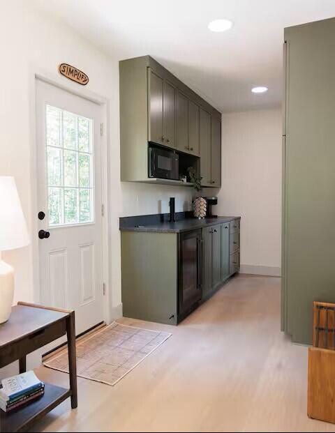 9239 E 8 Mile Road Property Photo 5