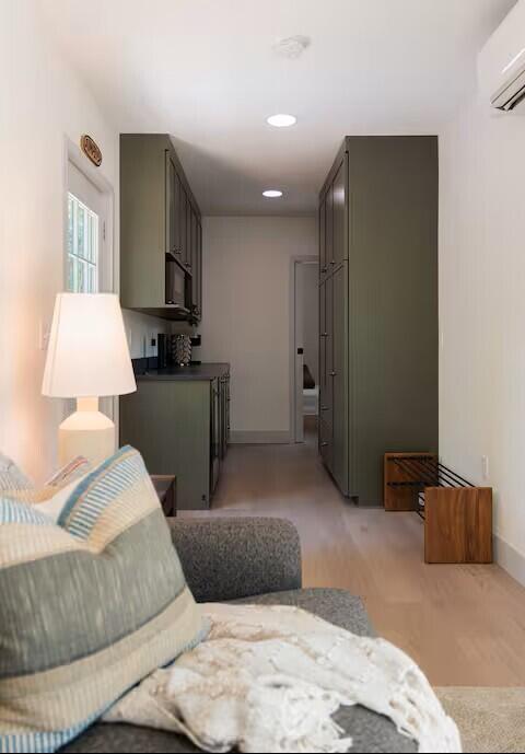 9239 E 8 Mile Road Property Photo 6