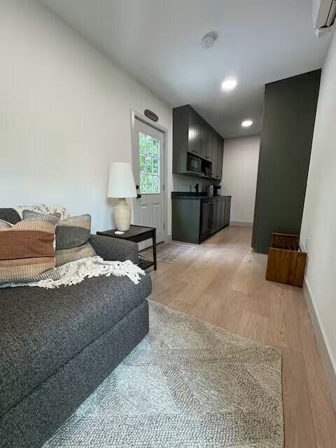 9239 E 8 Mile Road Property Photo 8