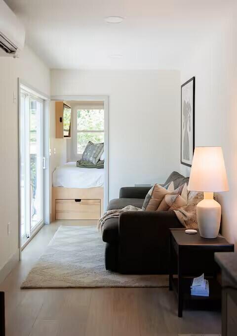 9239 E 8 Mile Road Property Photo 9