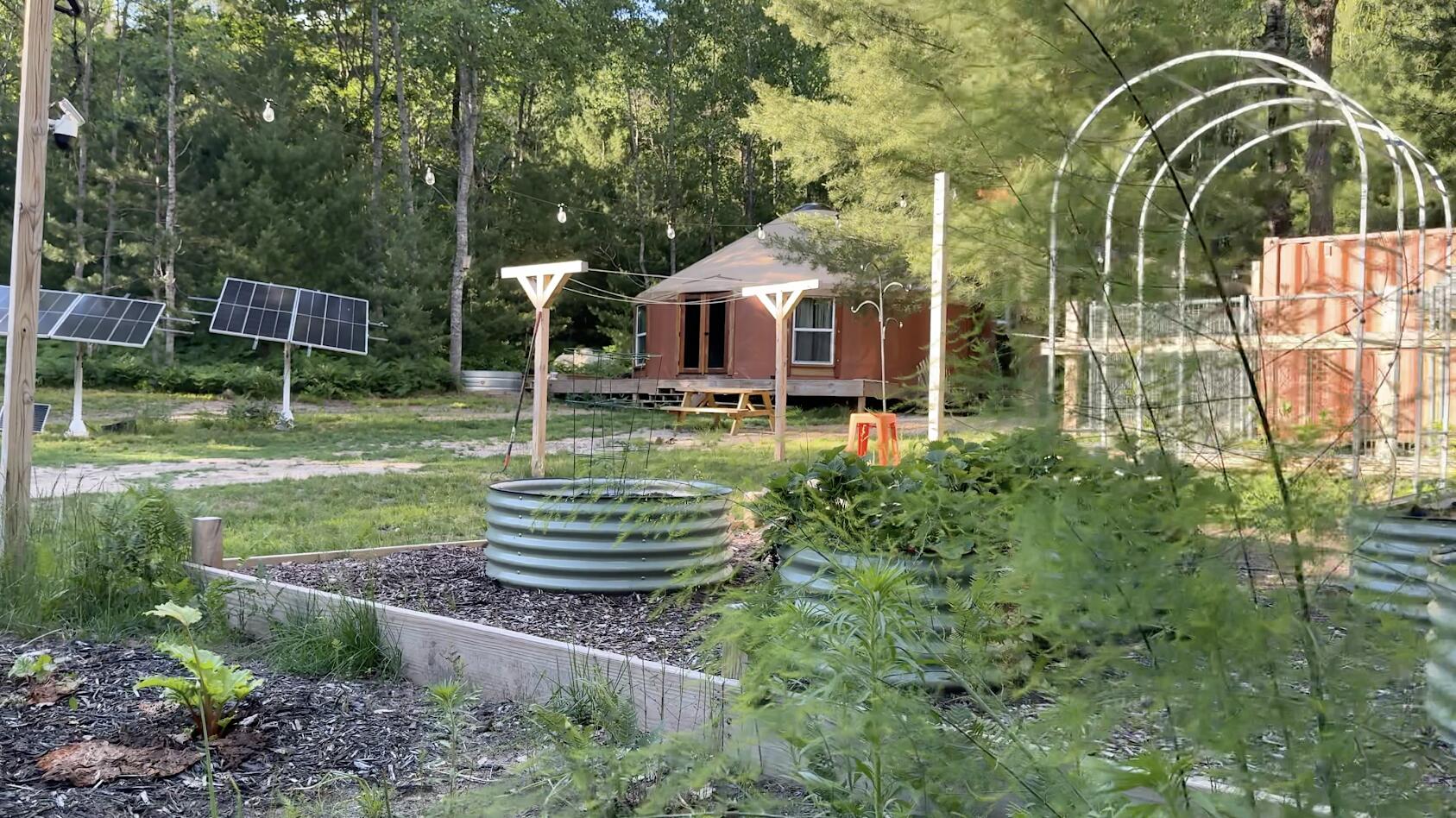 9239 E 8 Mile Road Property Photo 28
