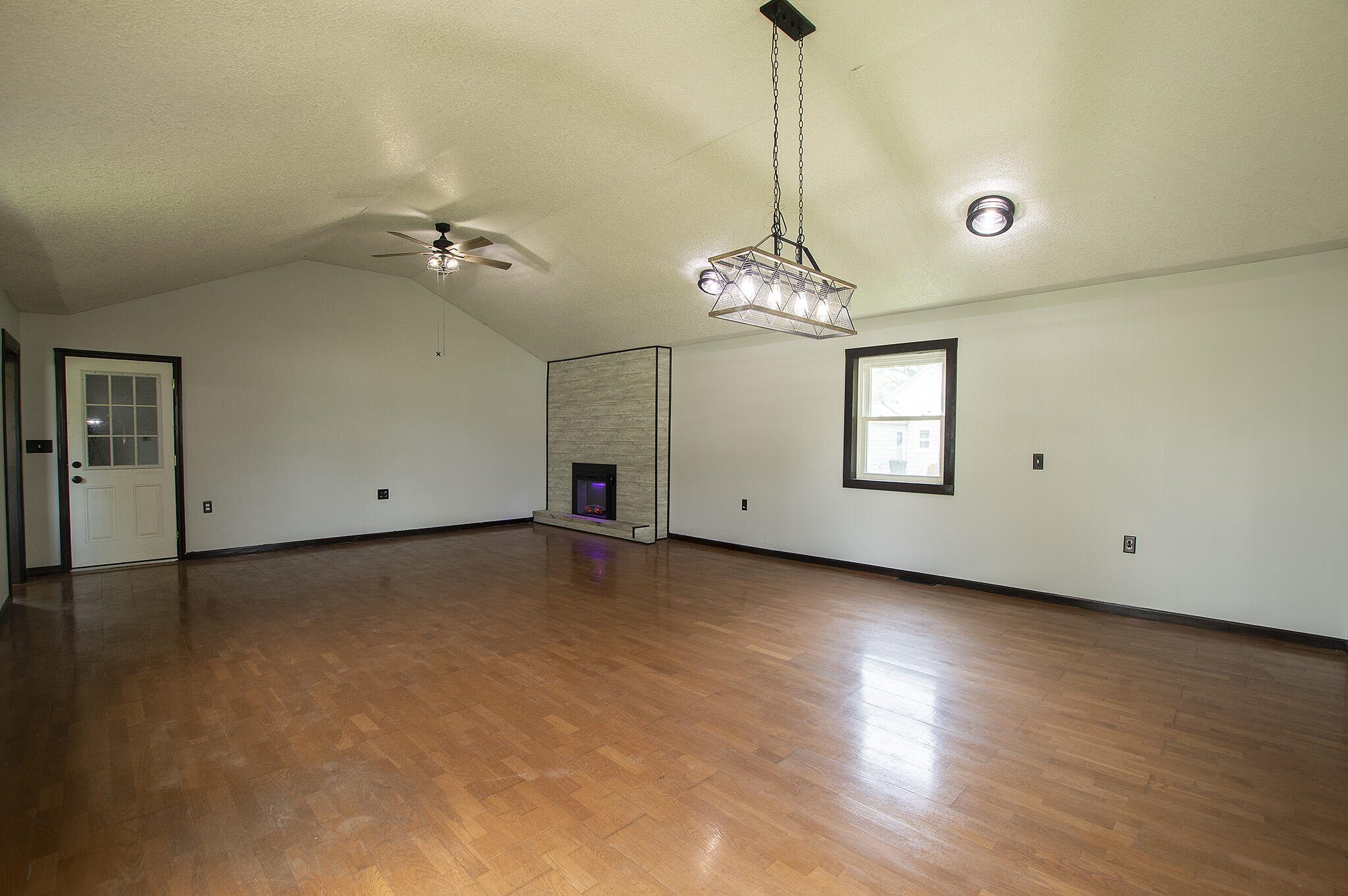 965 E Remus Road Property Photo 16