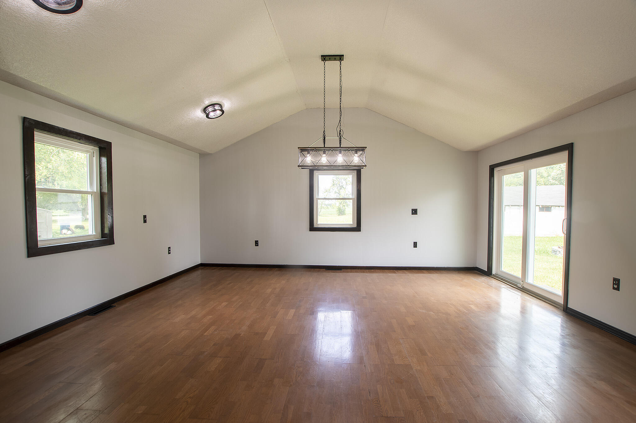 965 E Remus Road Property Photo 19