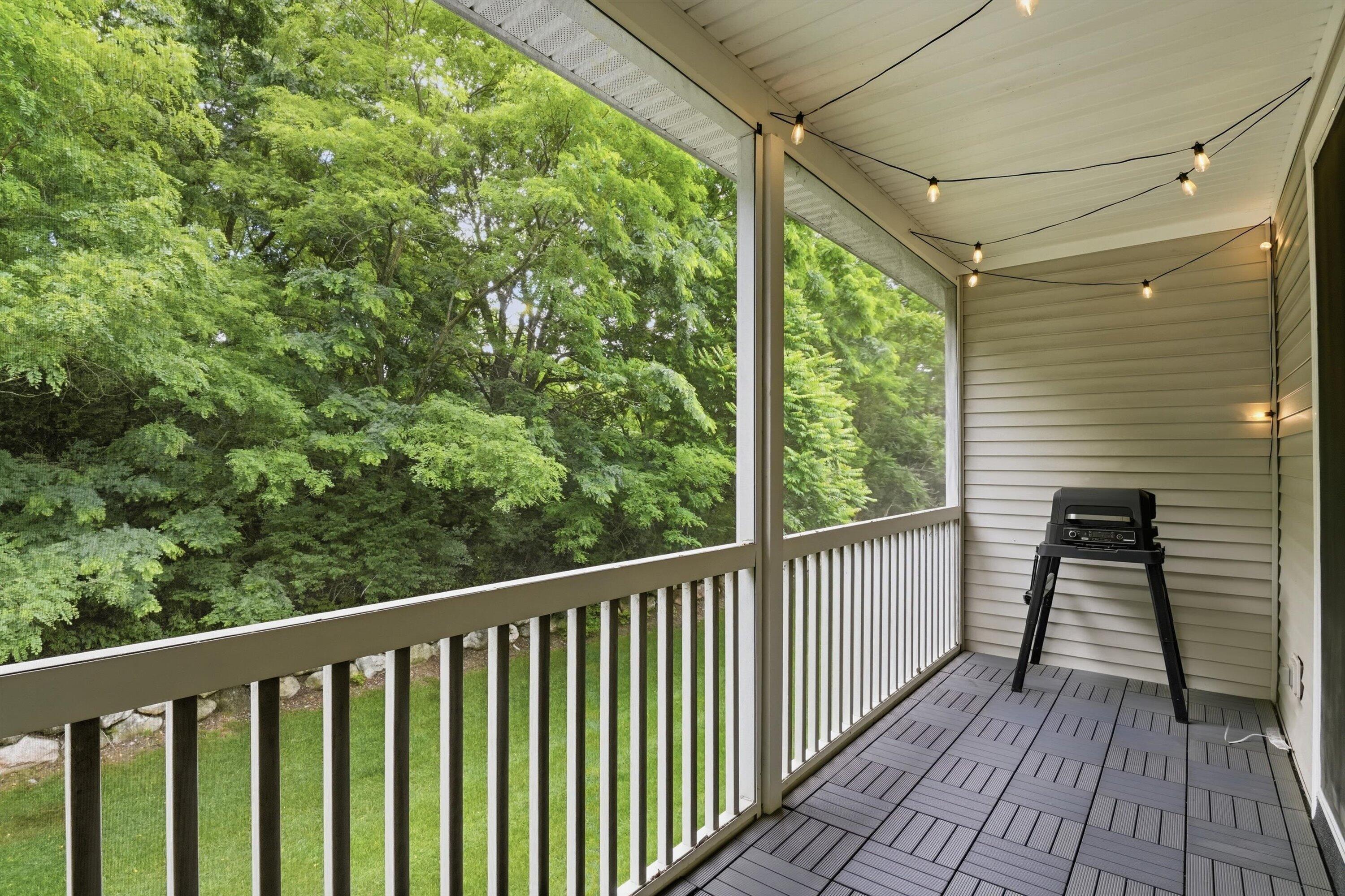 2946 Hunley Drive Property Photo 4