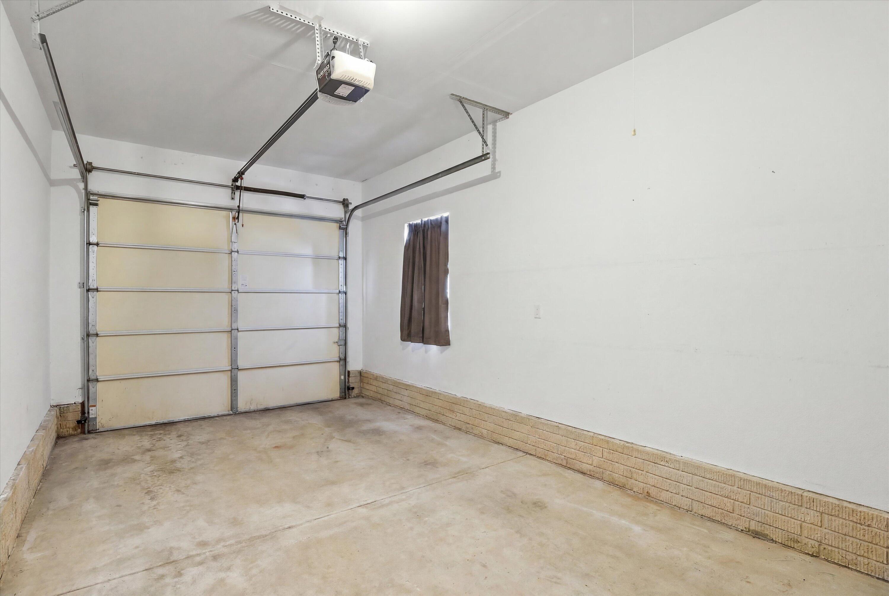 2946 Hunley Drive Property Photo 24