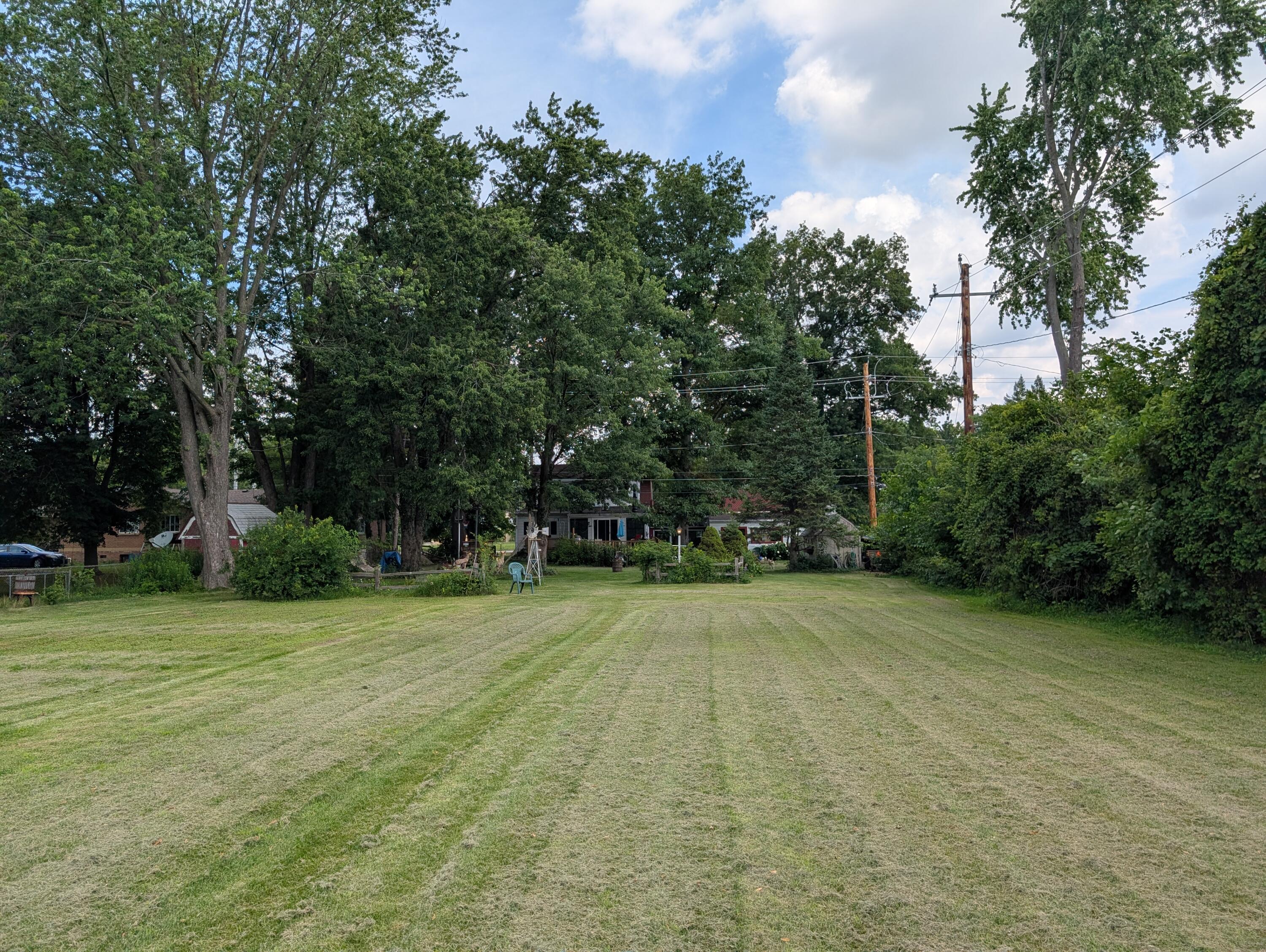 26137 Joy Road Property Photo 3