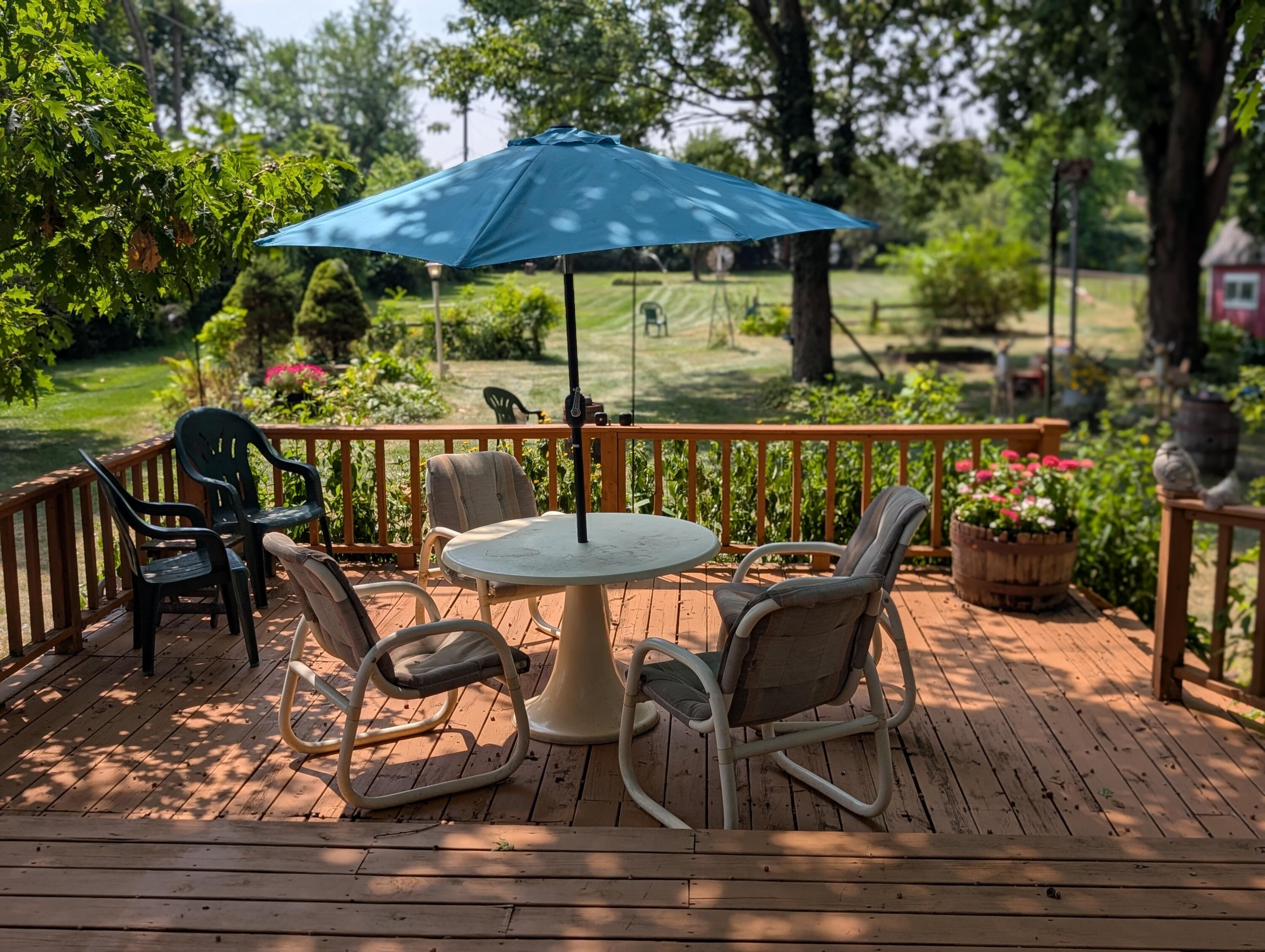 26137 Joy Road Property Photo 6