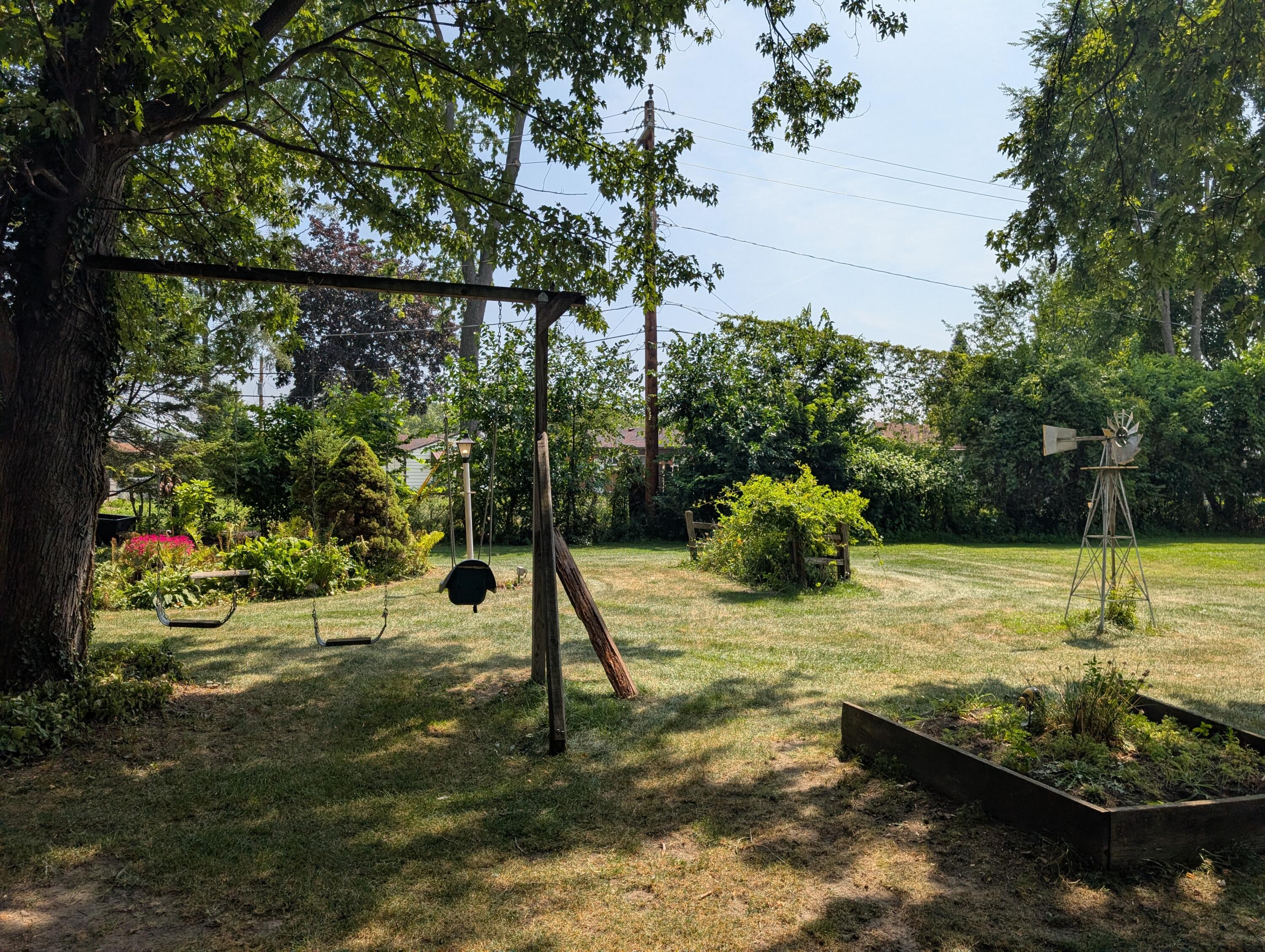 26137 Joy Road Property Photo 33