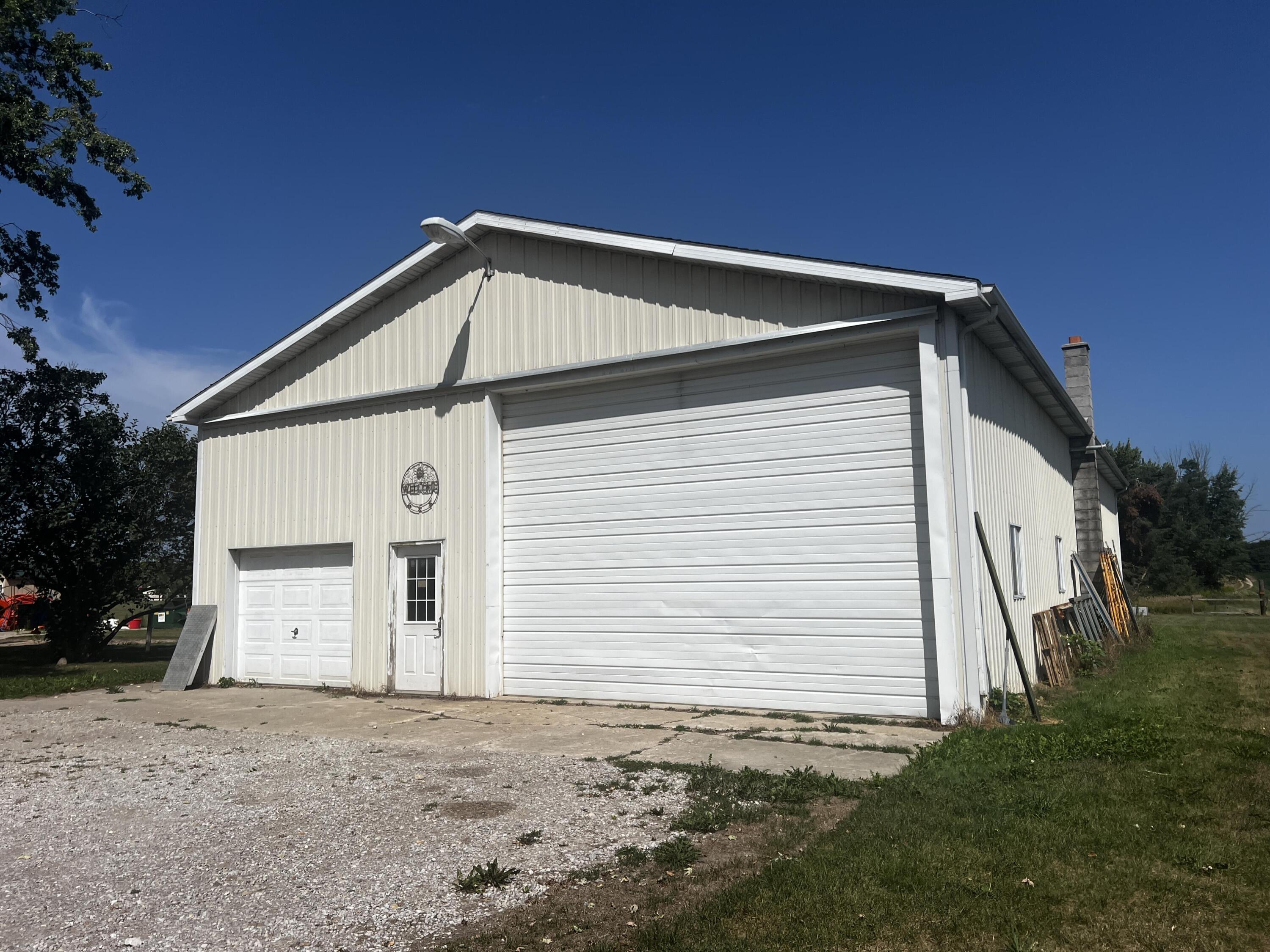 3522 9 Mile Road Property Photo 2