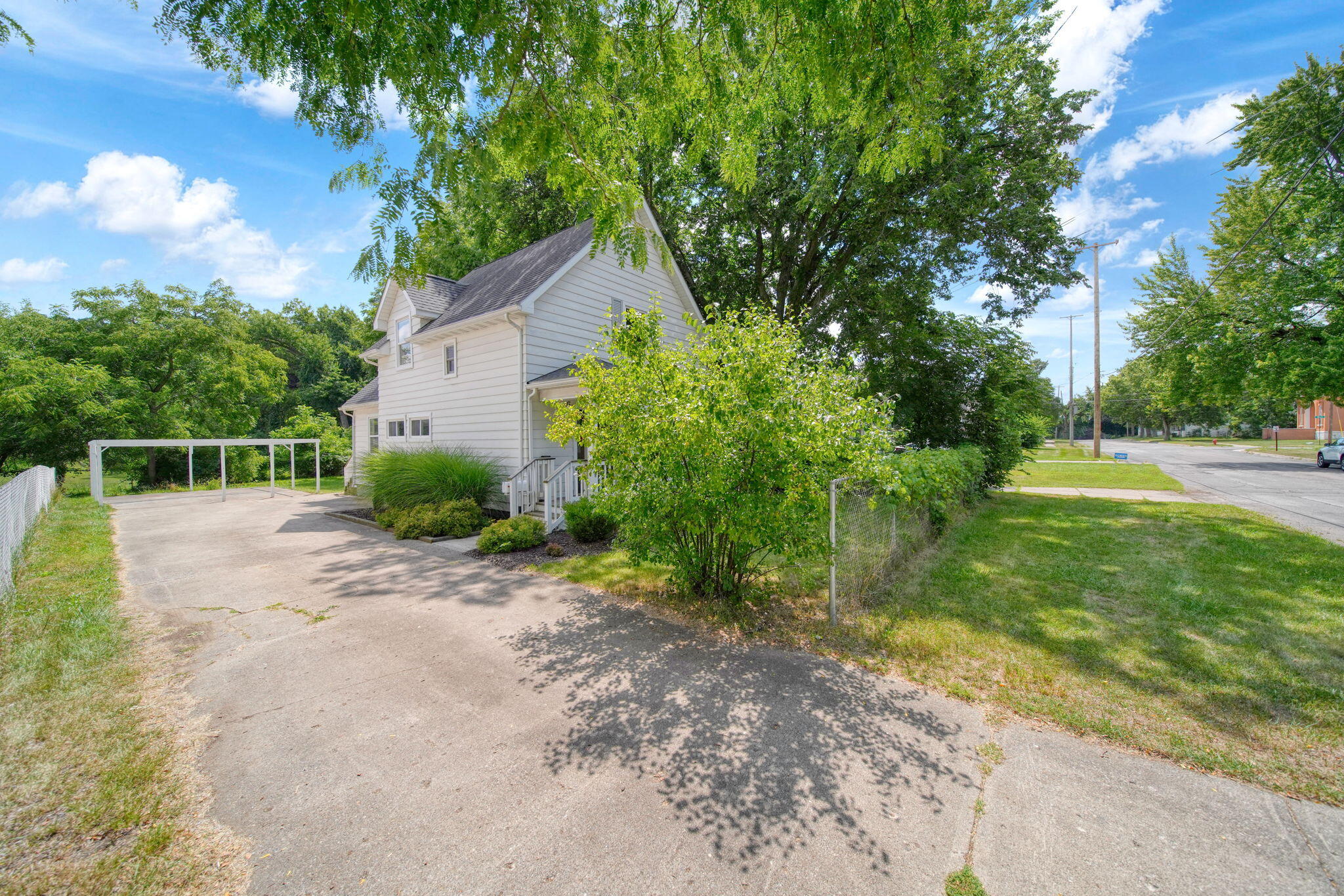 1407 Merriman Street Property Photo 42