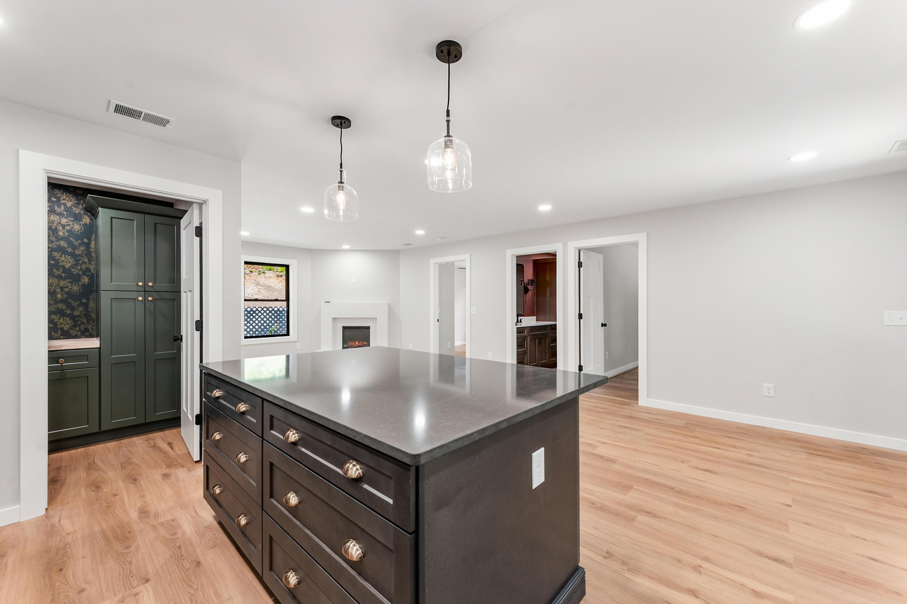 19070 Joslin Circle Property Photo 4