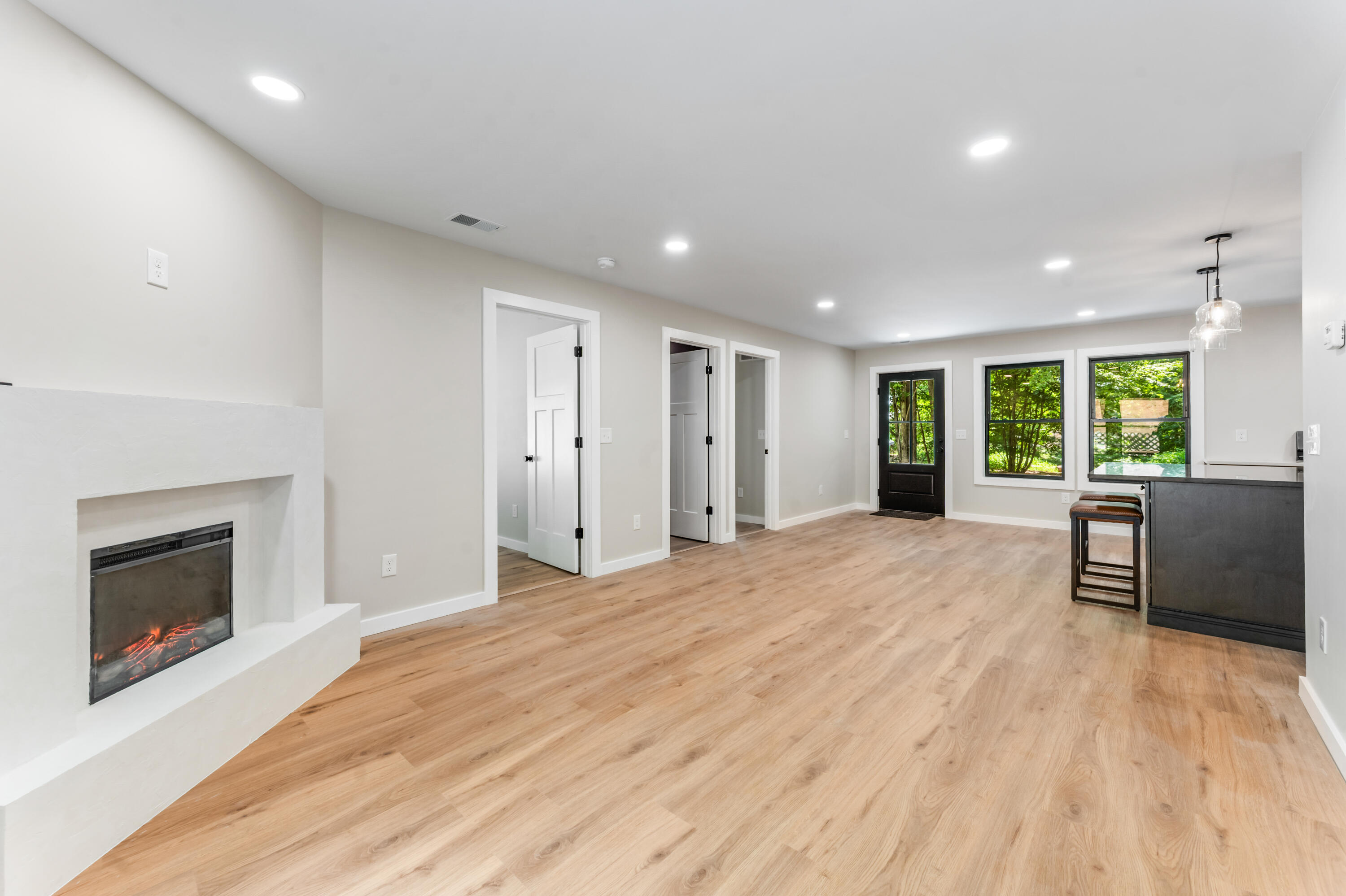 19070 Joslin Circle Property Photo 8