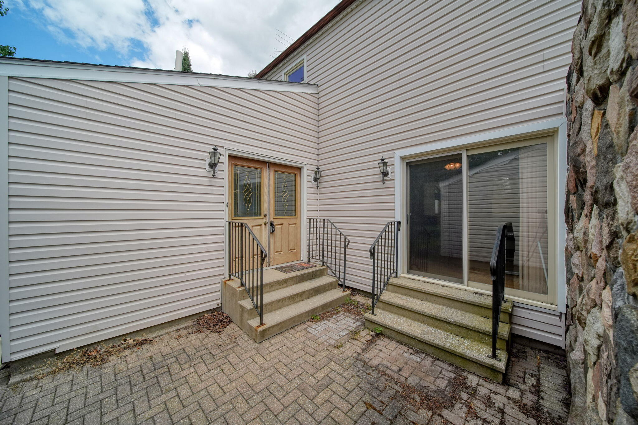 13142 Taylor Road Property Photo 3