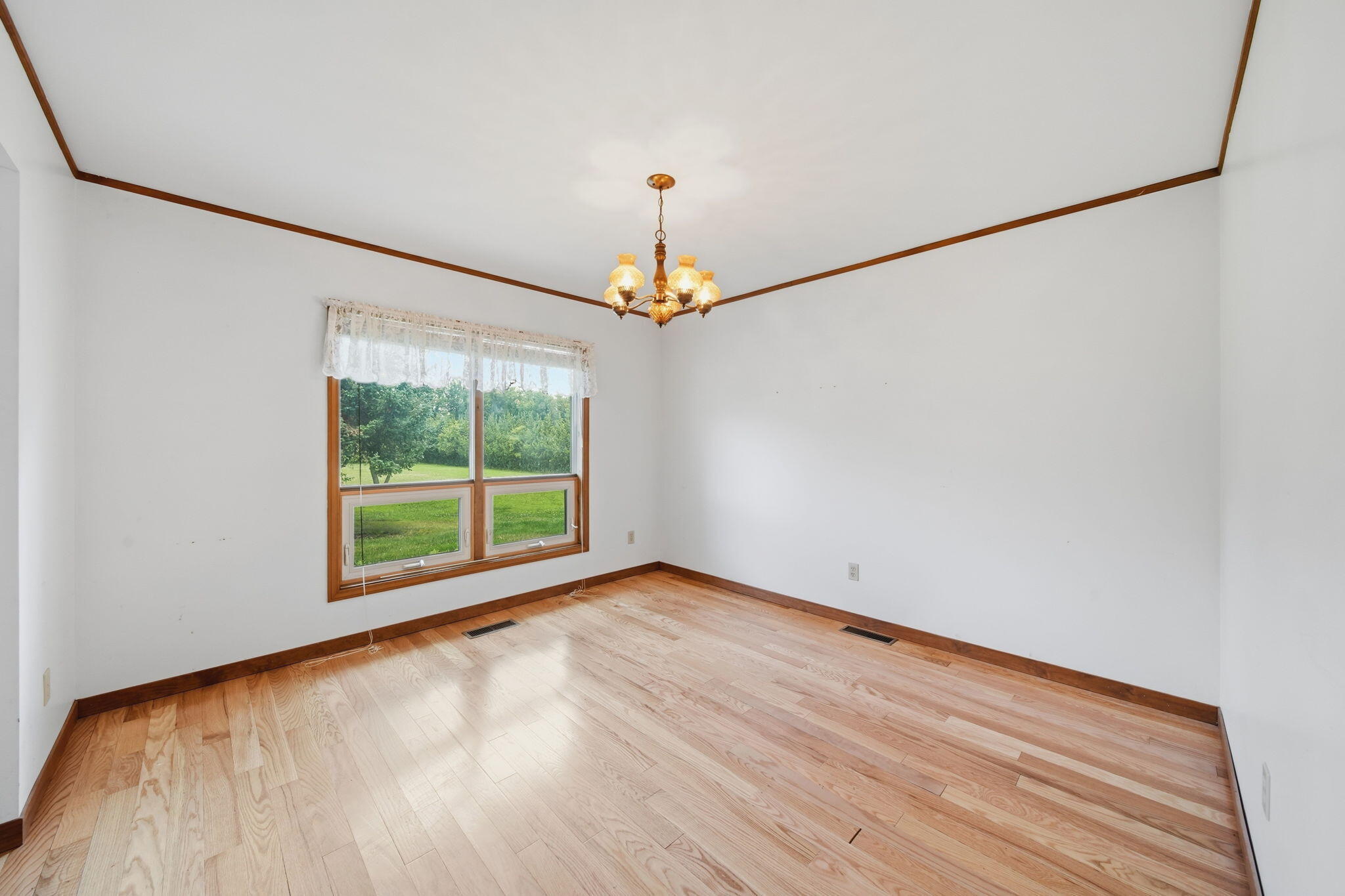 13142 Taylor Road Property Photo 9