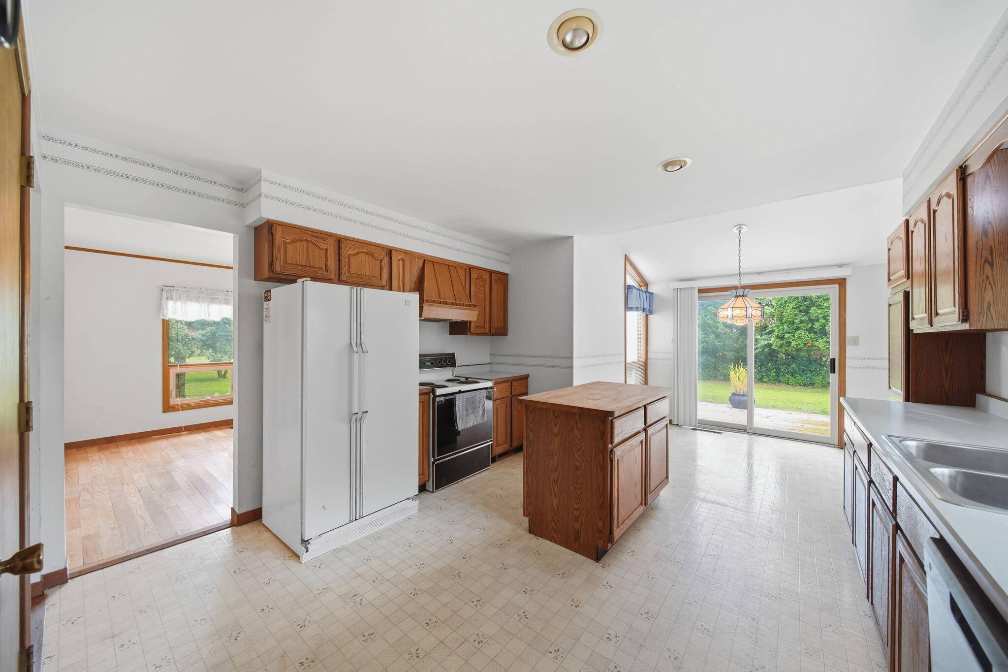 13142 Taylor Road Property Photo 11