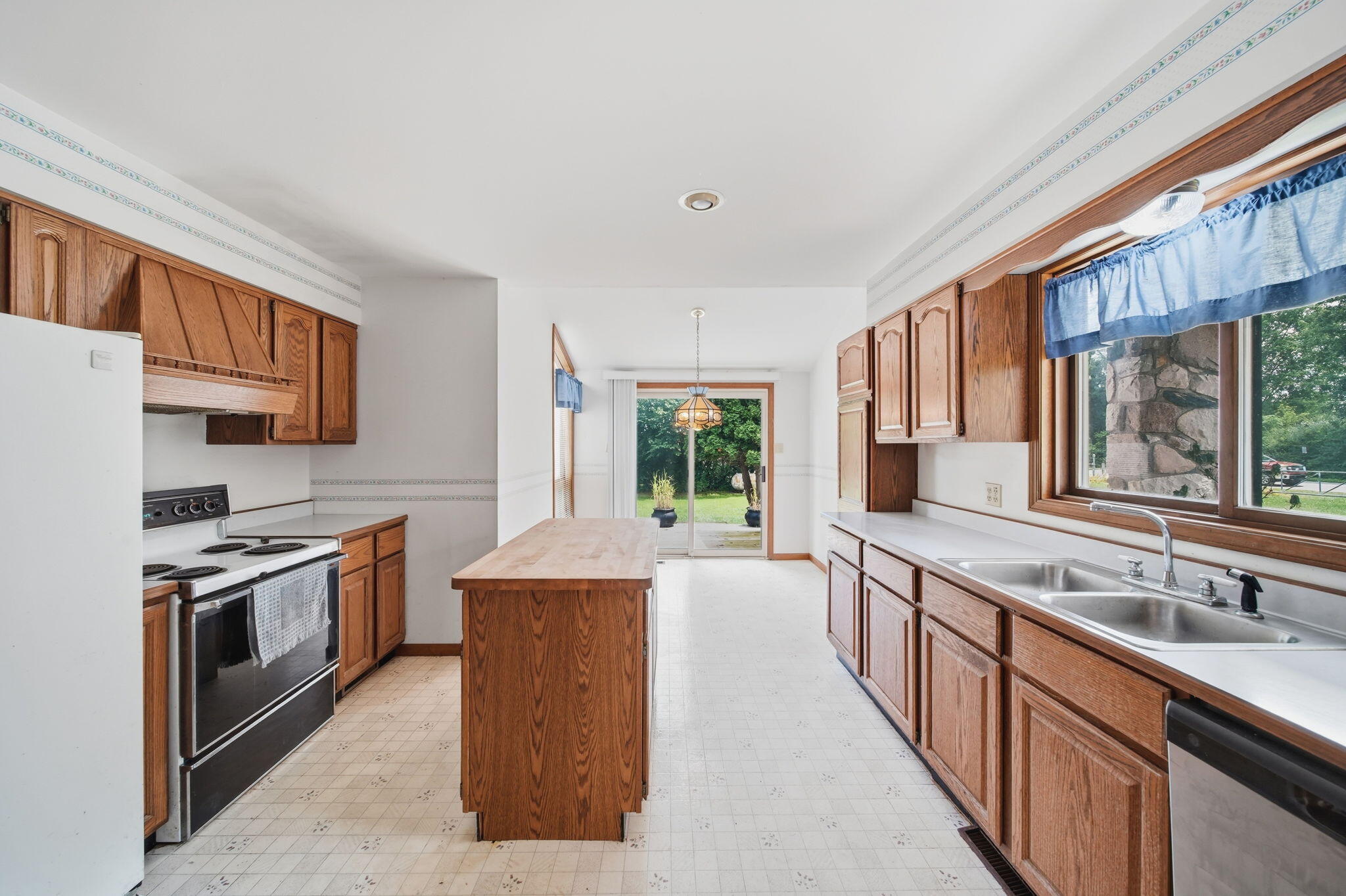 13142 Taylor Road Property Photo 15