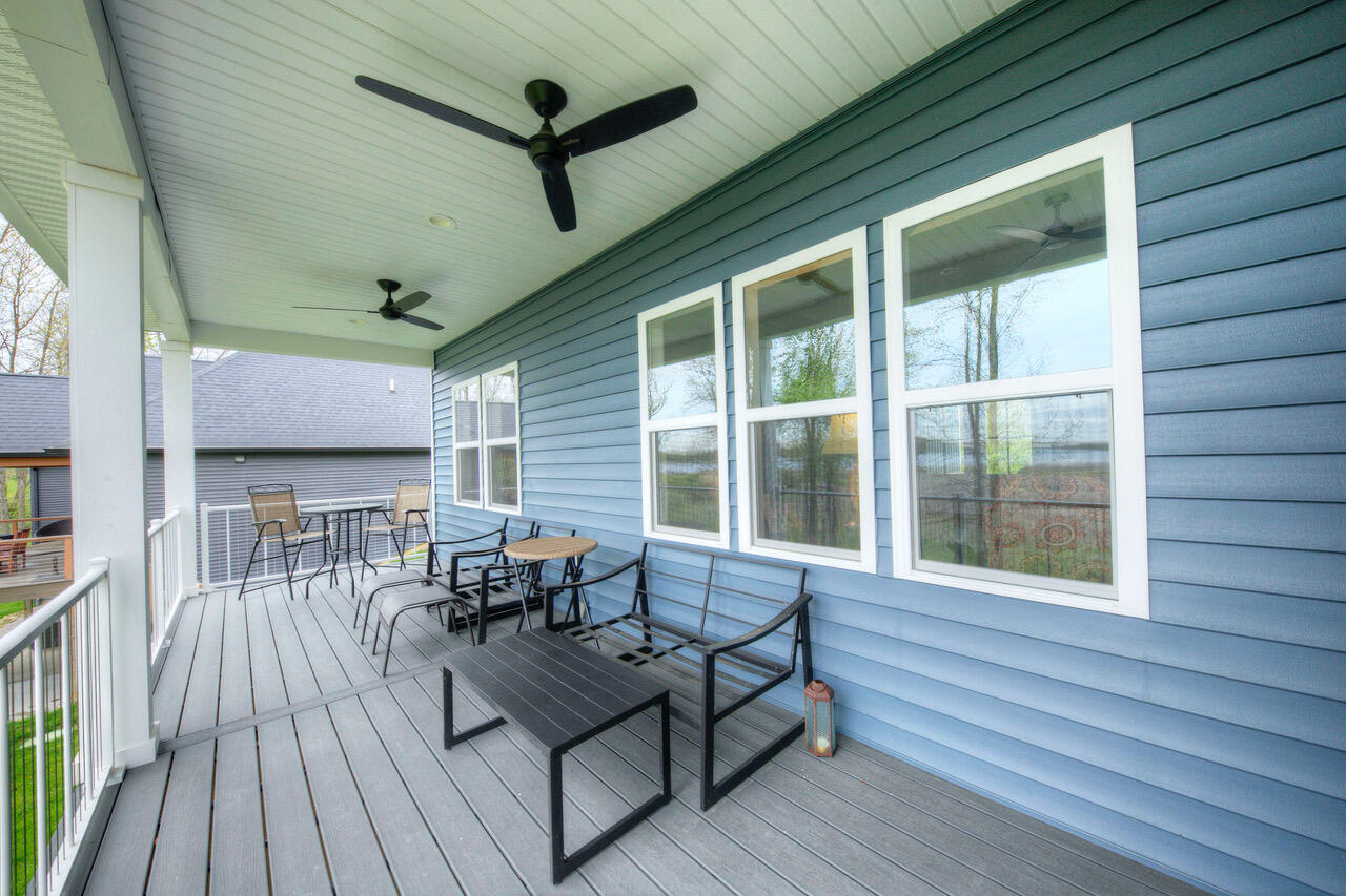 144 Bloomfield Boulevard Property Photo 25