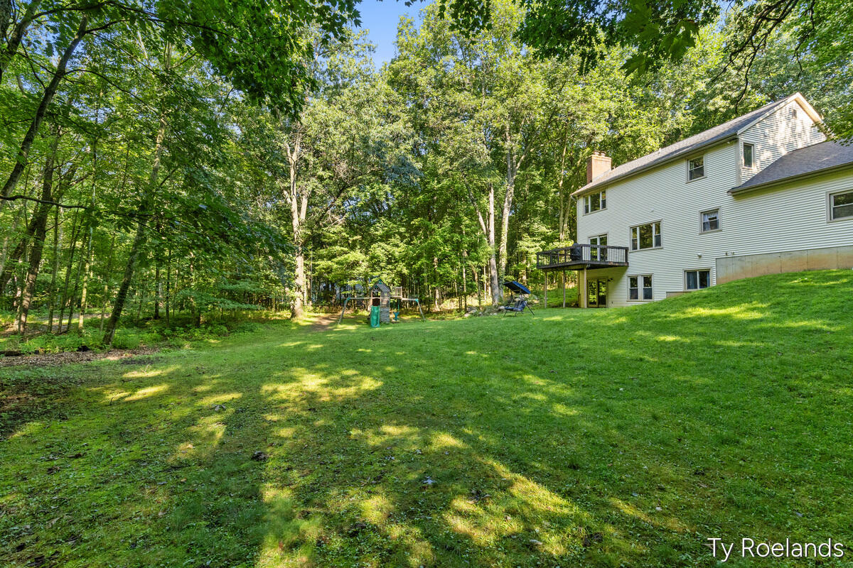 99 Radny Drive Se Property Photo 48