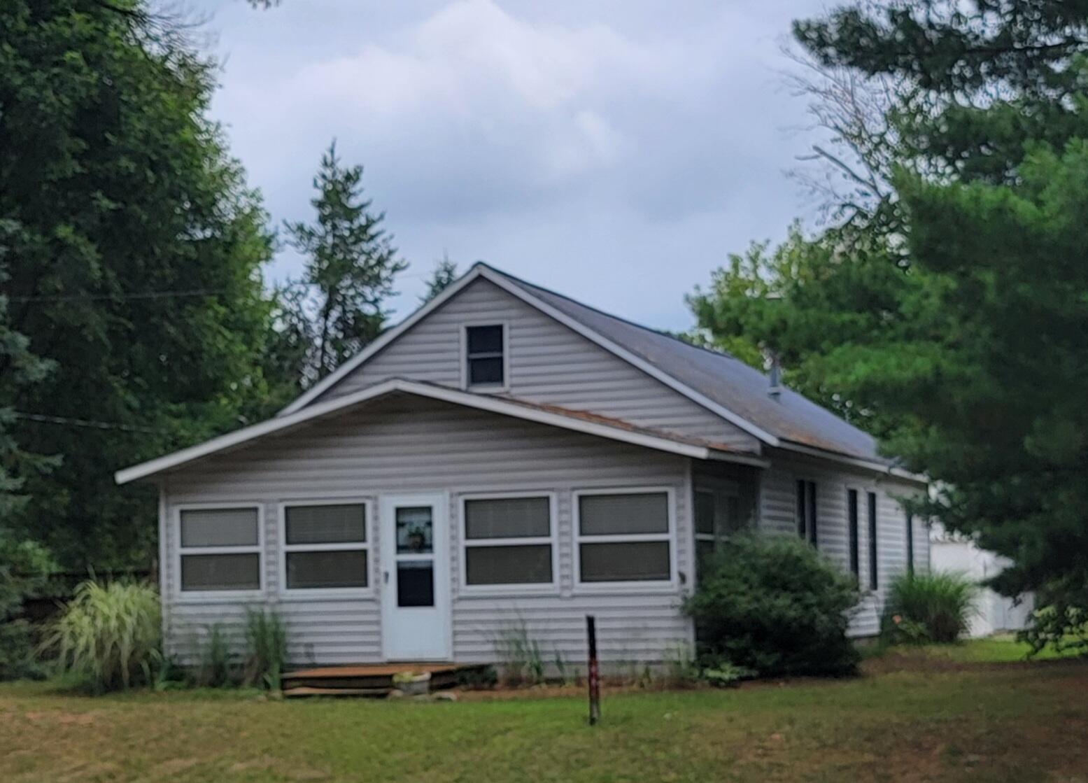 8 E Barton Street Property Photo 2