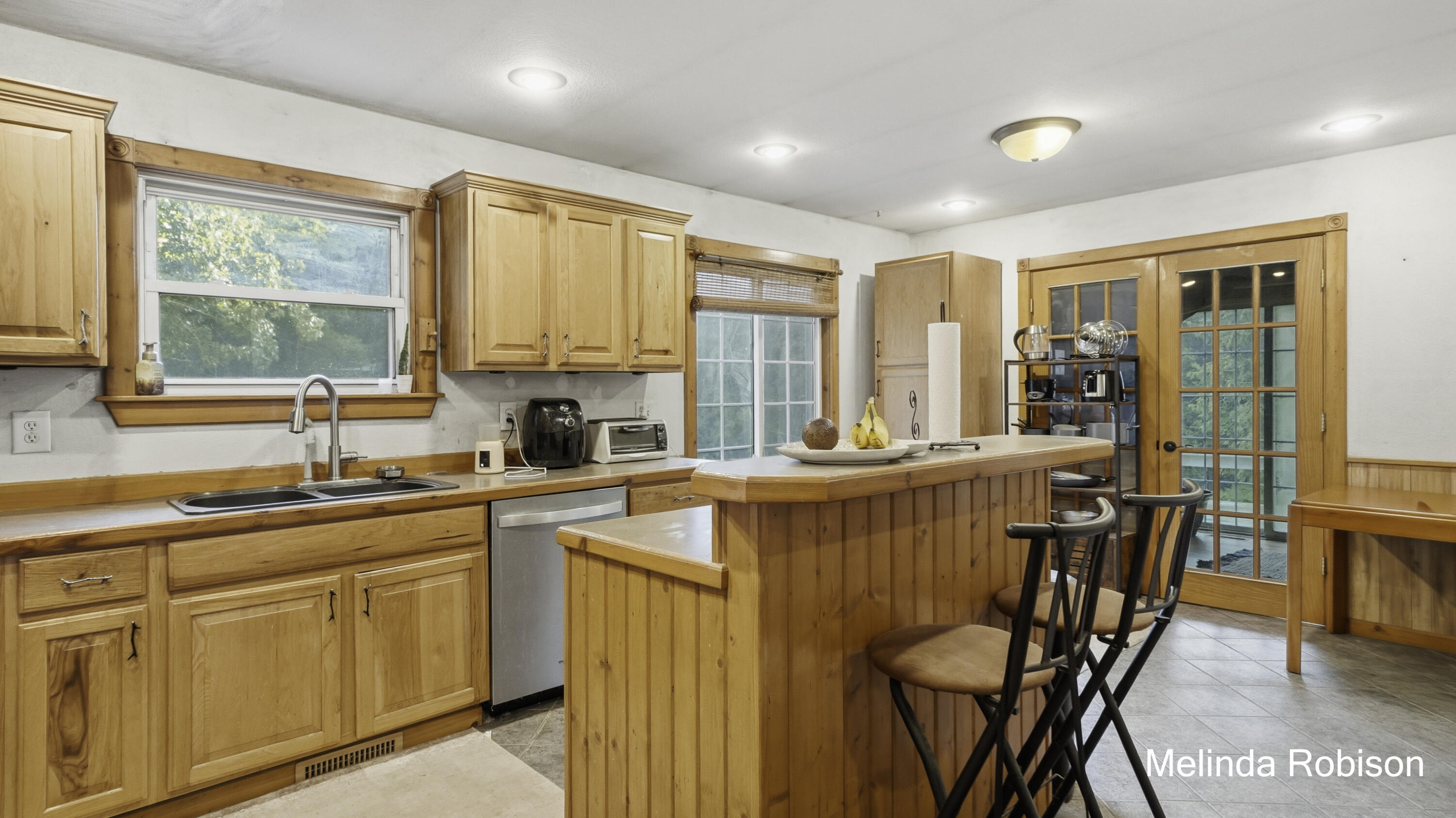 5220 E High Tower Lake Road Property Photo 6